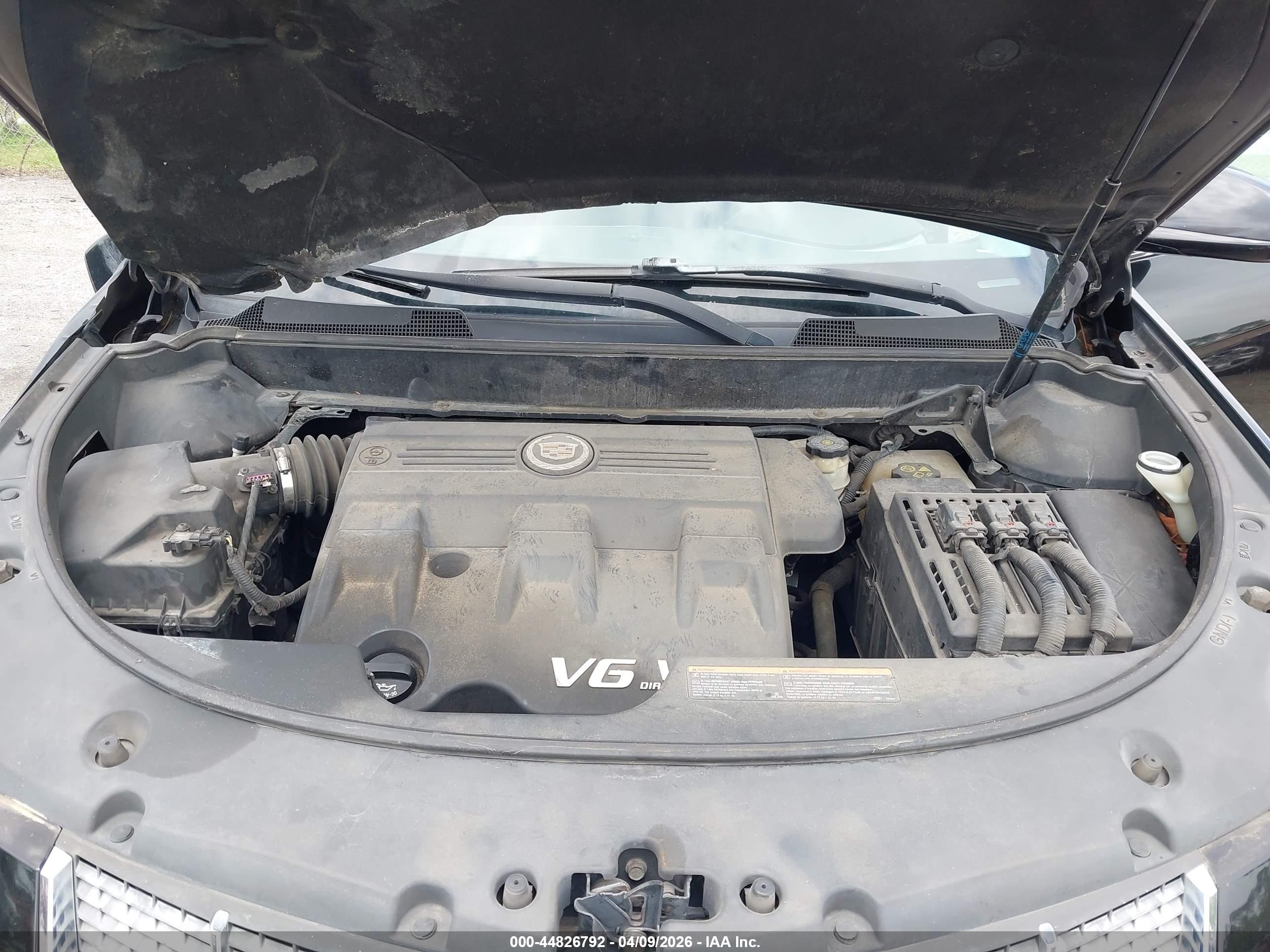 CADILLAC SRX image 10