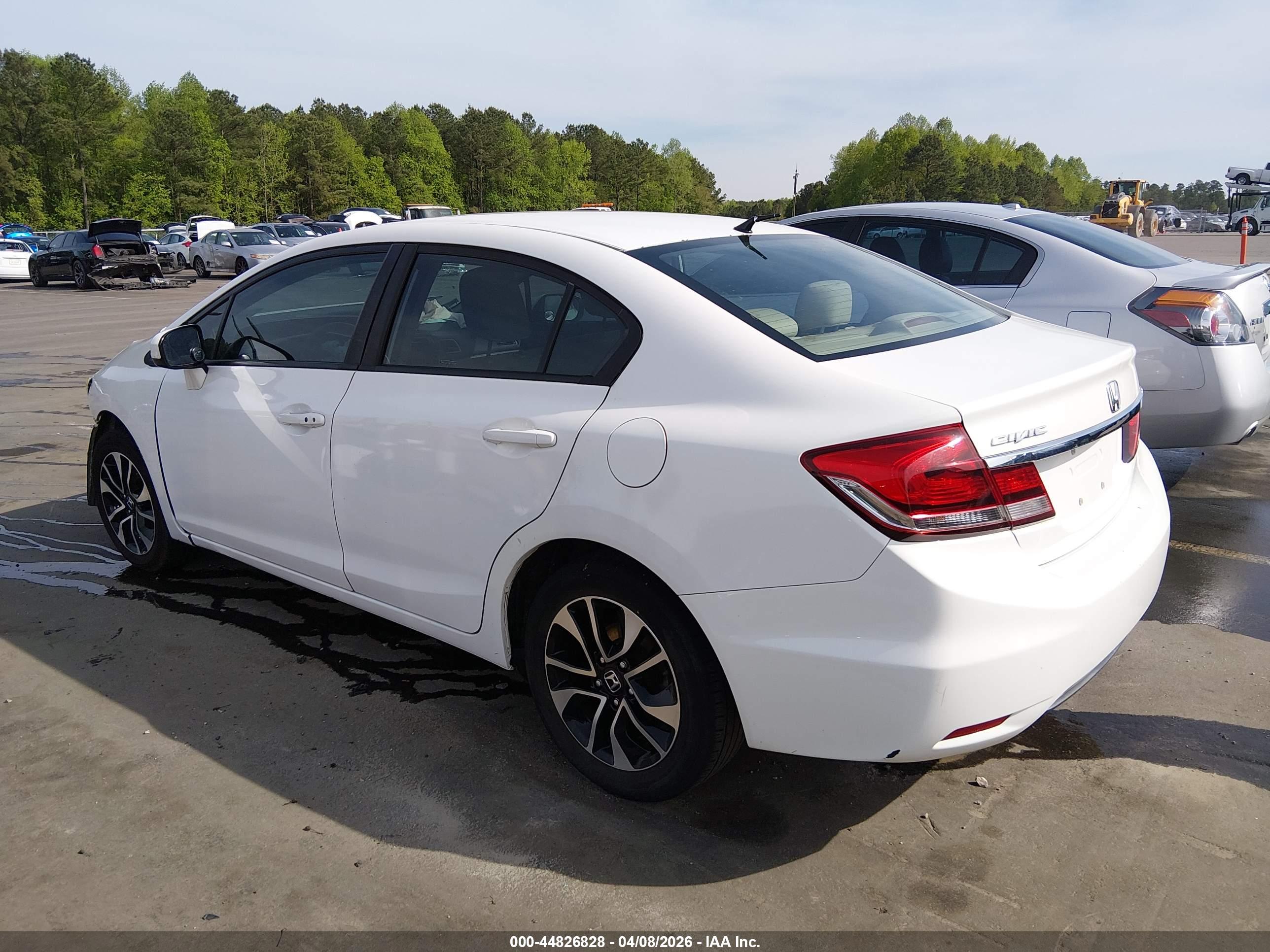 HONDA CIVIC image 3