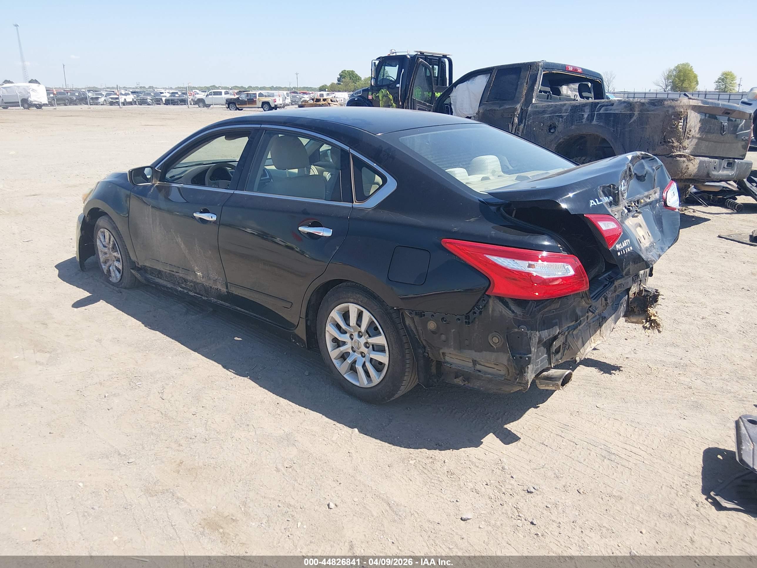 NISSAN ALTIMA image 3