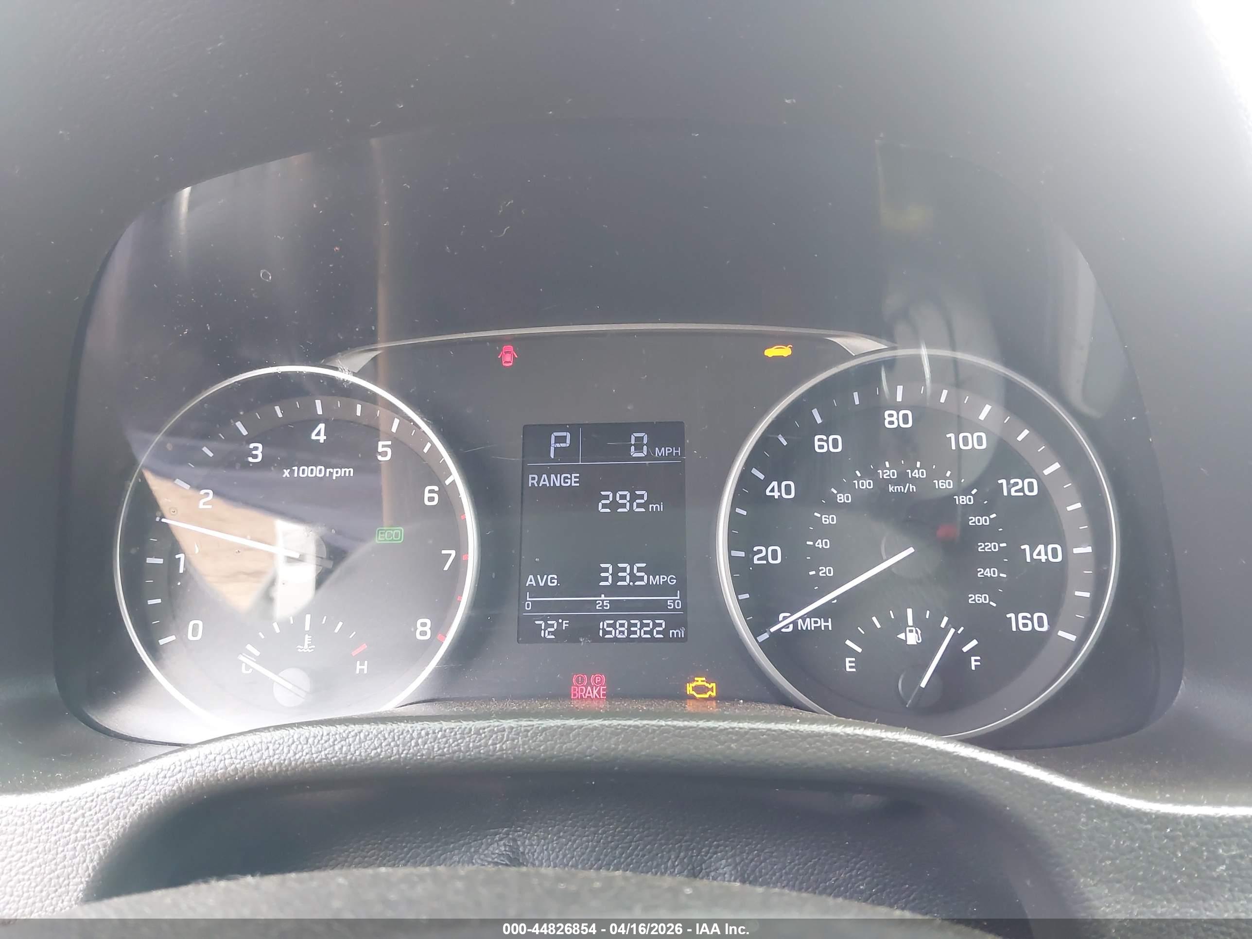 HYUNDAI ELANTRA image 7