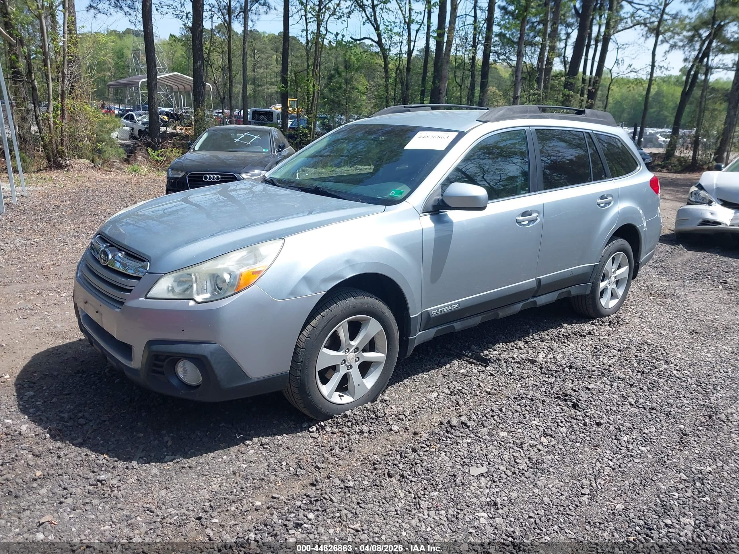 SUBARU OUTBACK image 2