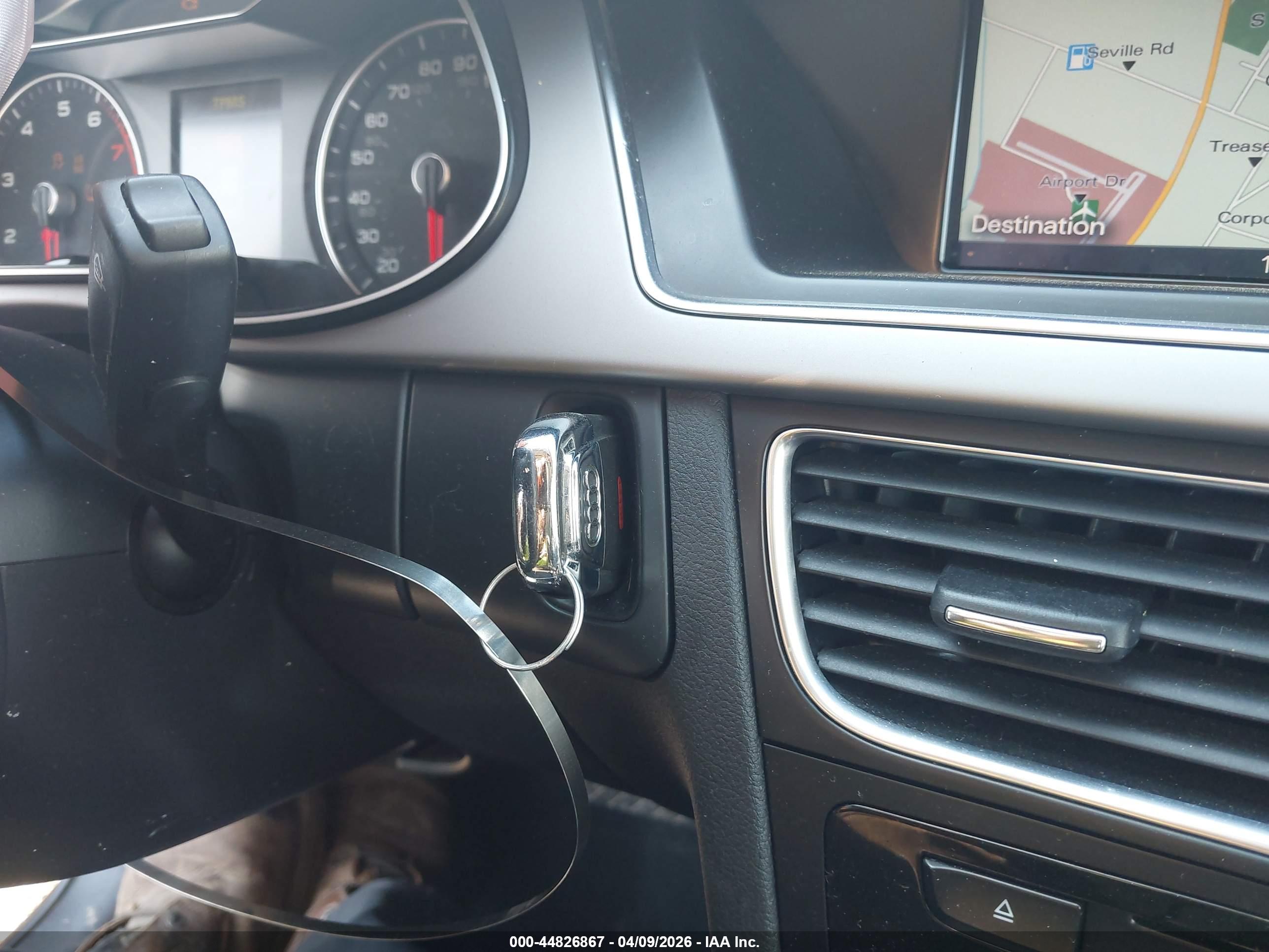 AUDI A4 image 11