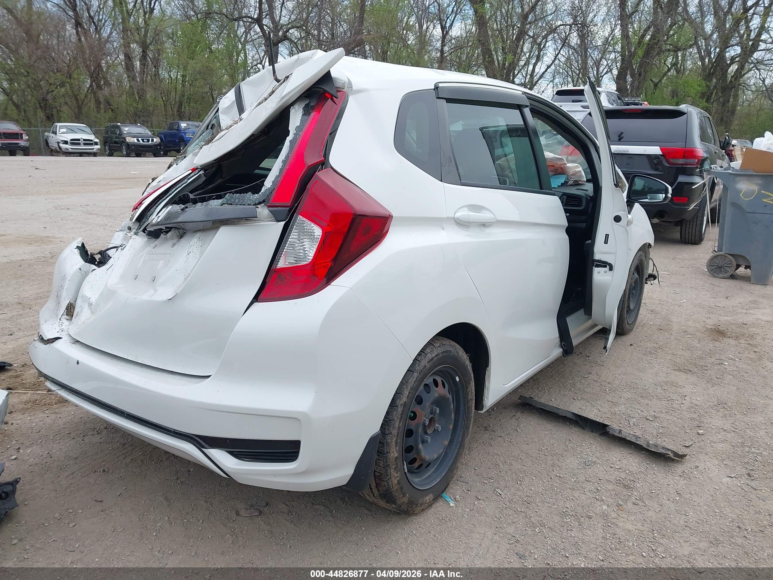 HONDA FIT image 4