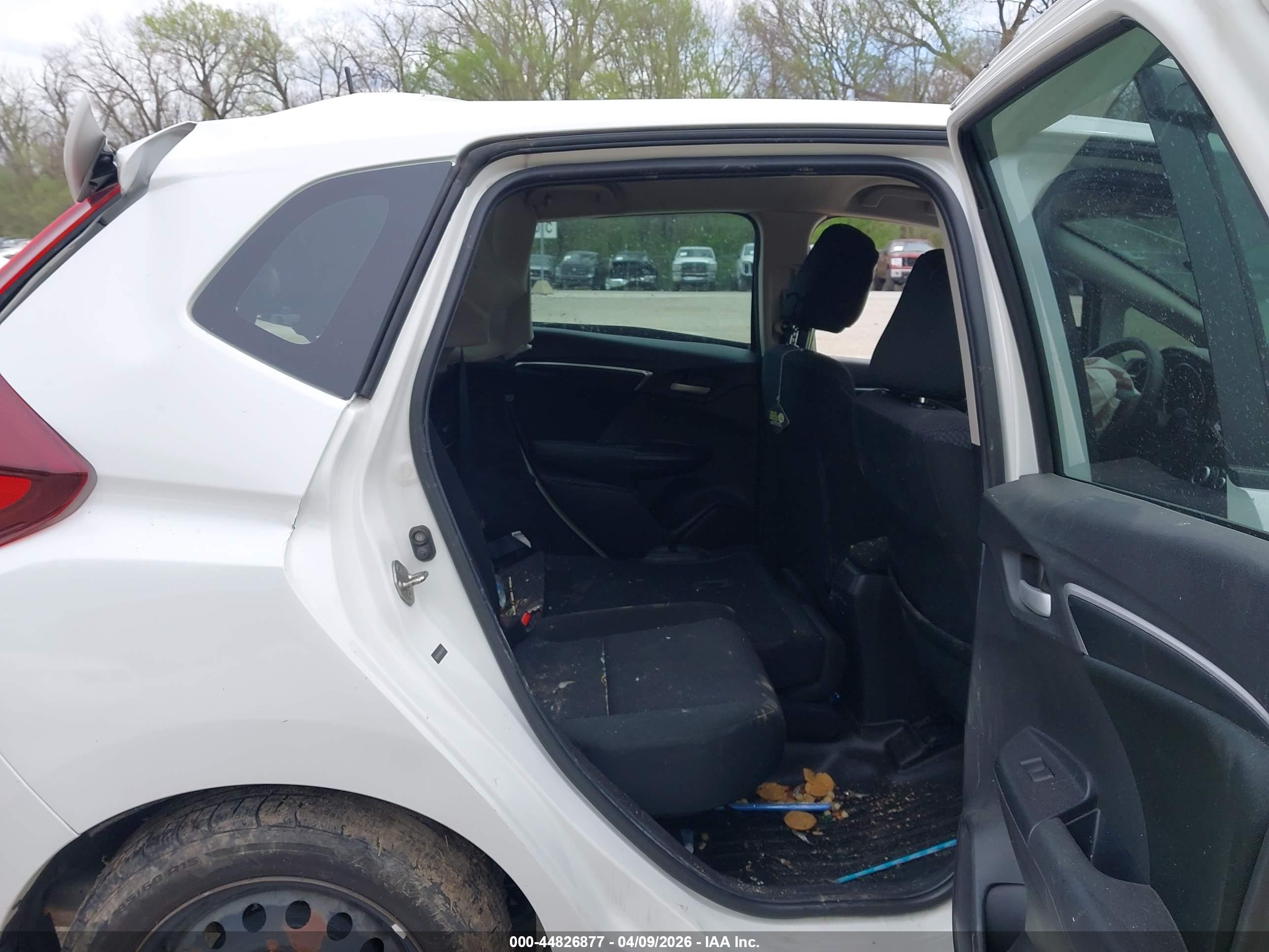 HONDA FIT image 8