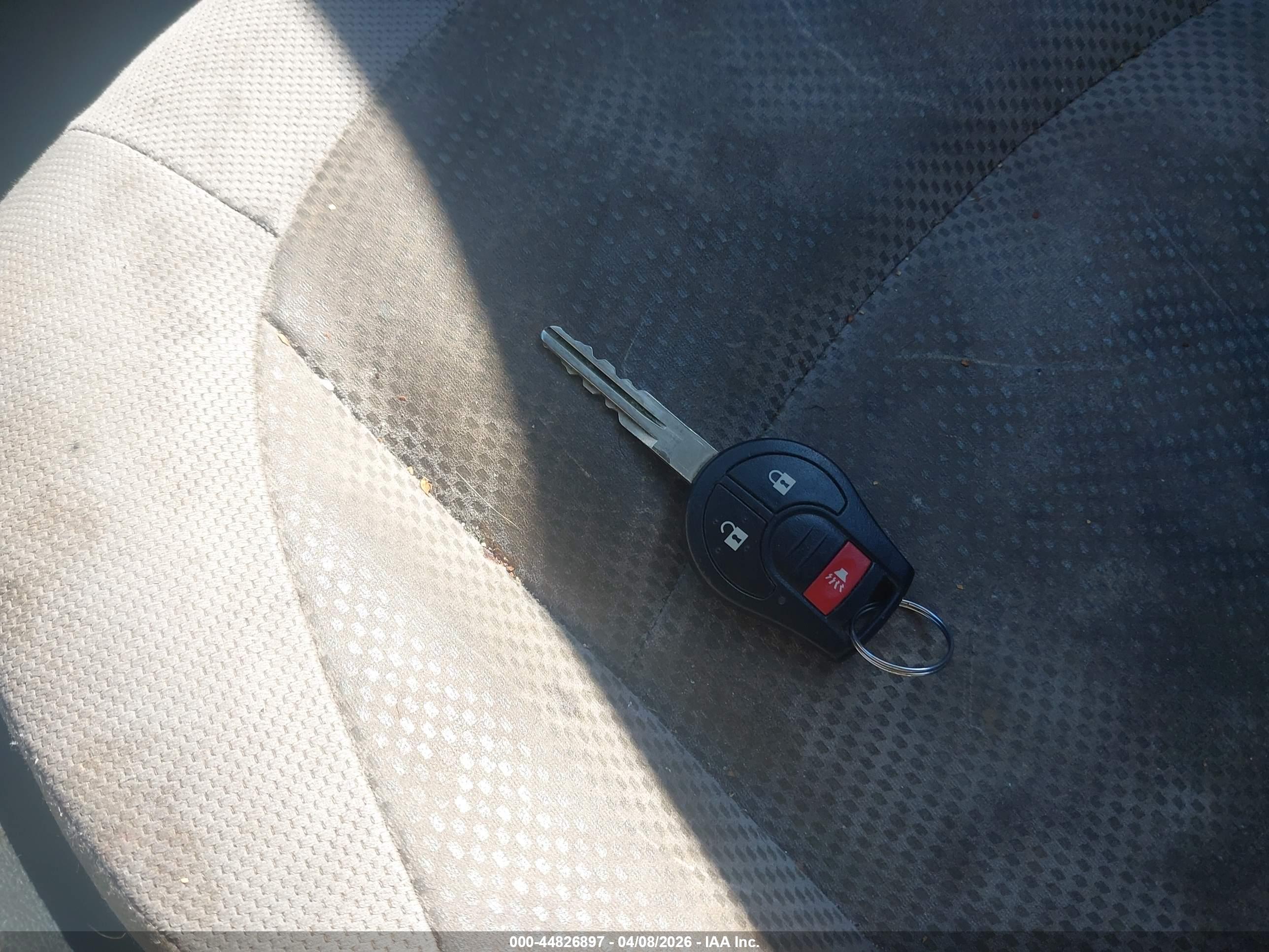 NISSAN ROGUE image 11
