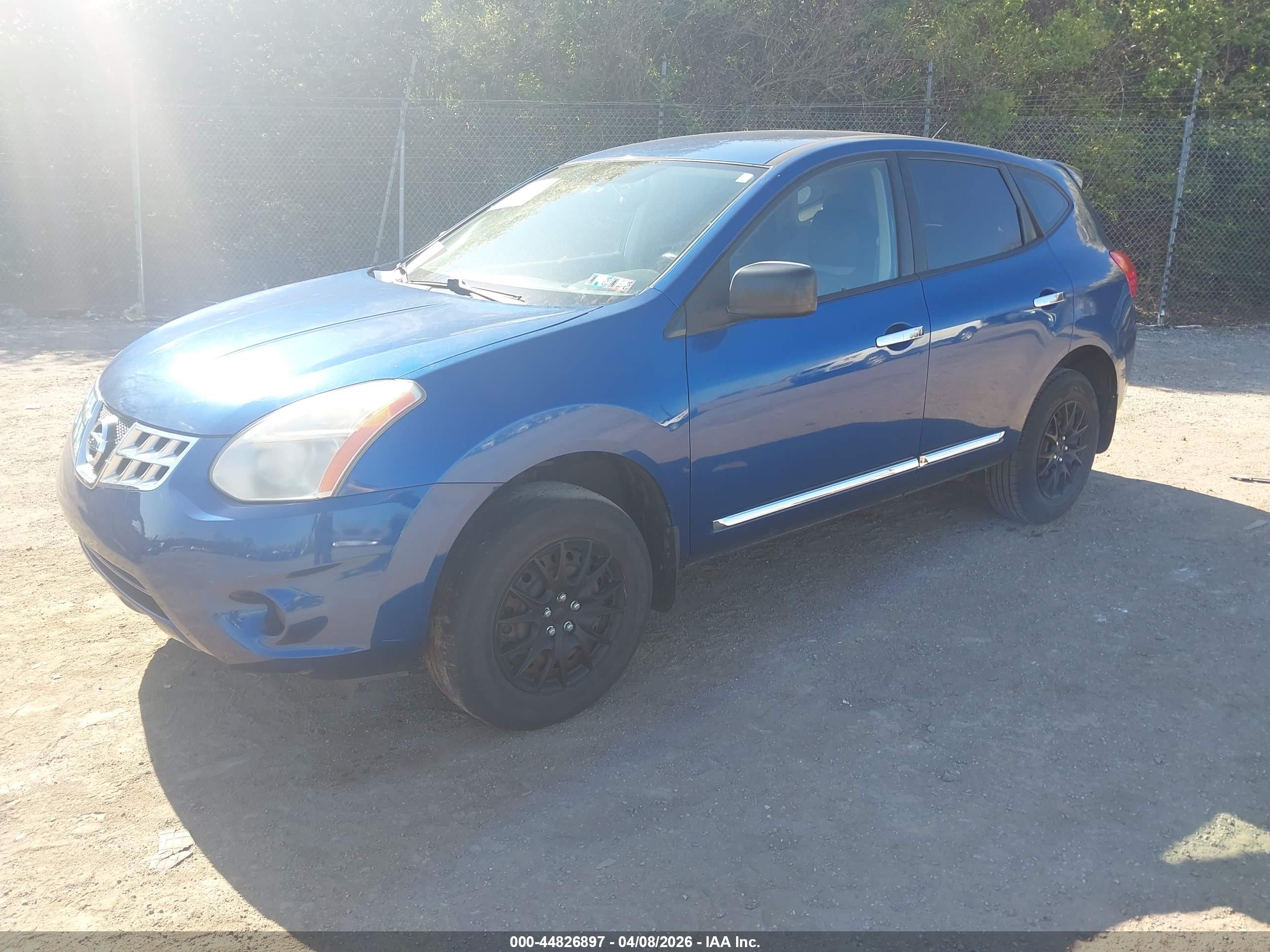 NISSAN ROGUE image 2