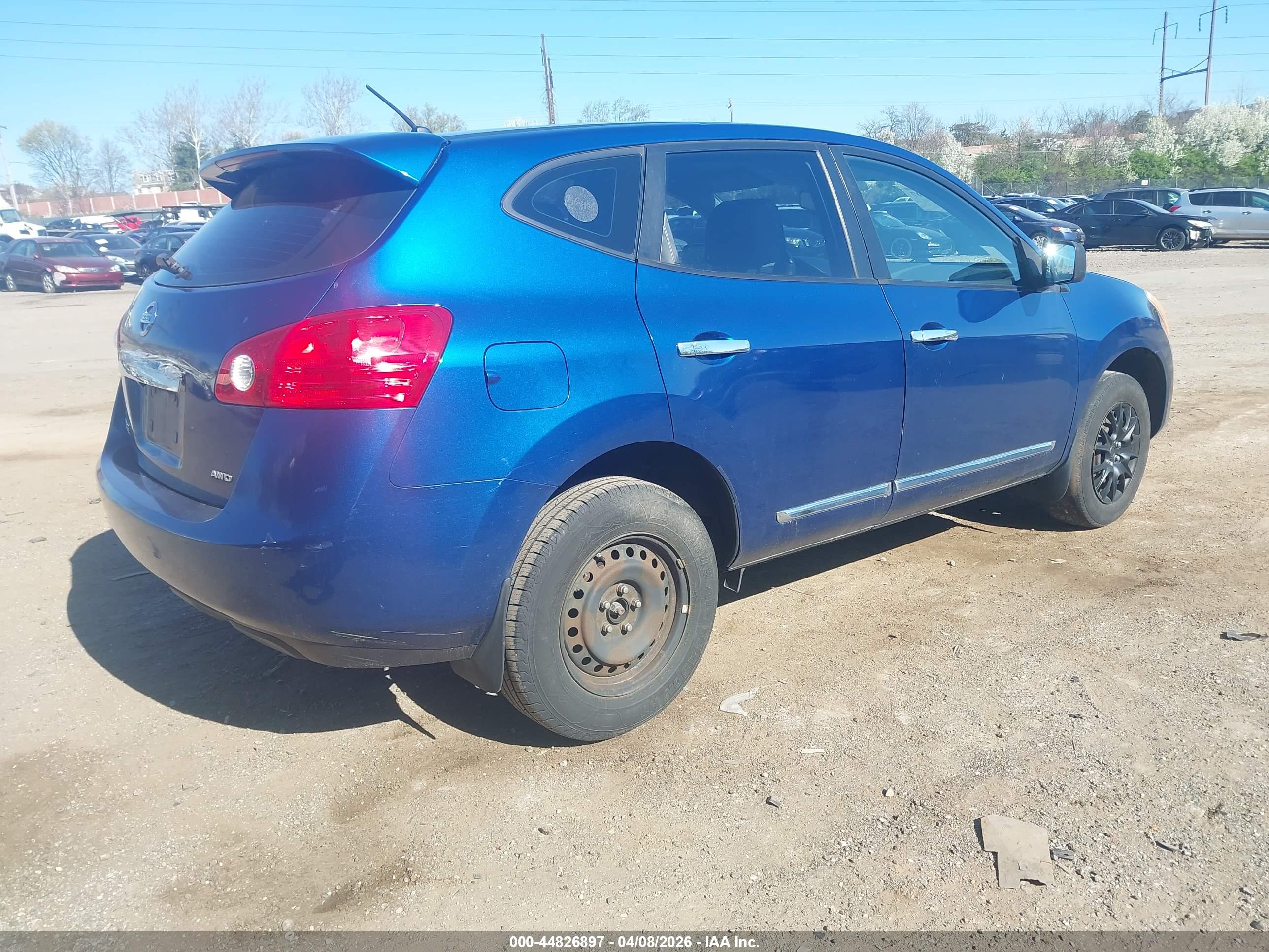 NISSAN ROGUE image 4