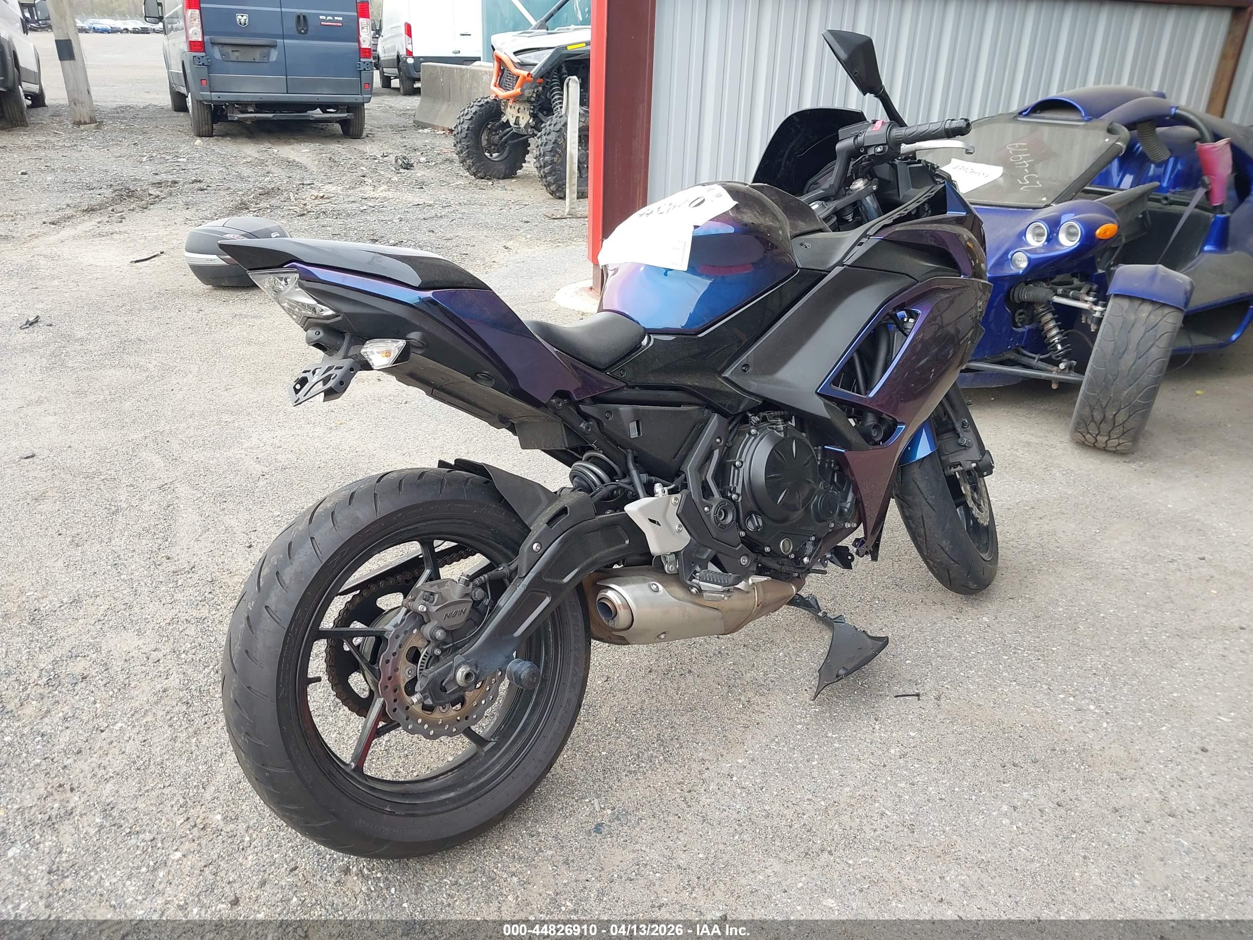 KAWASAKI EX650 image 4