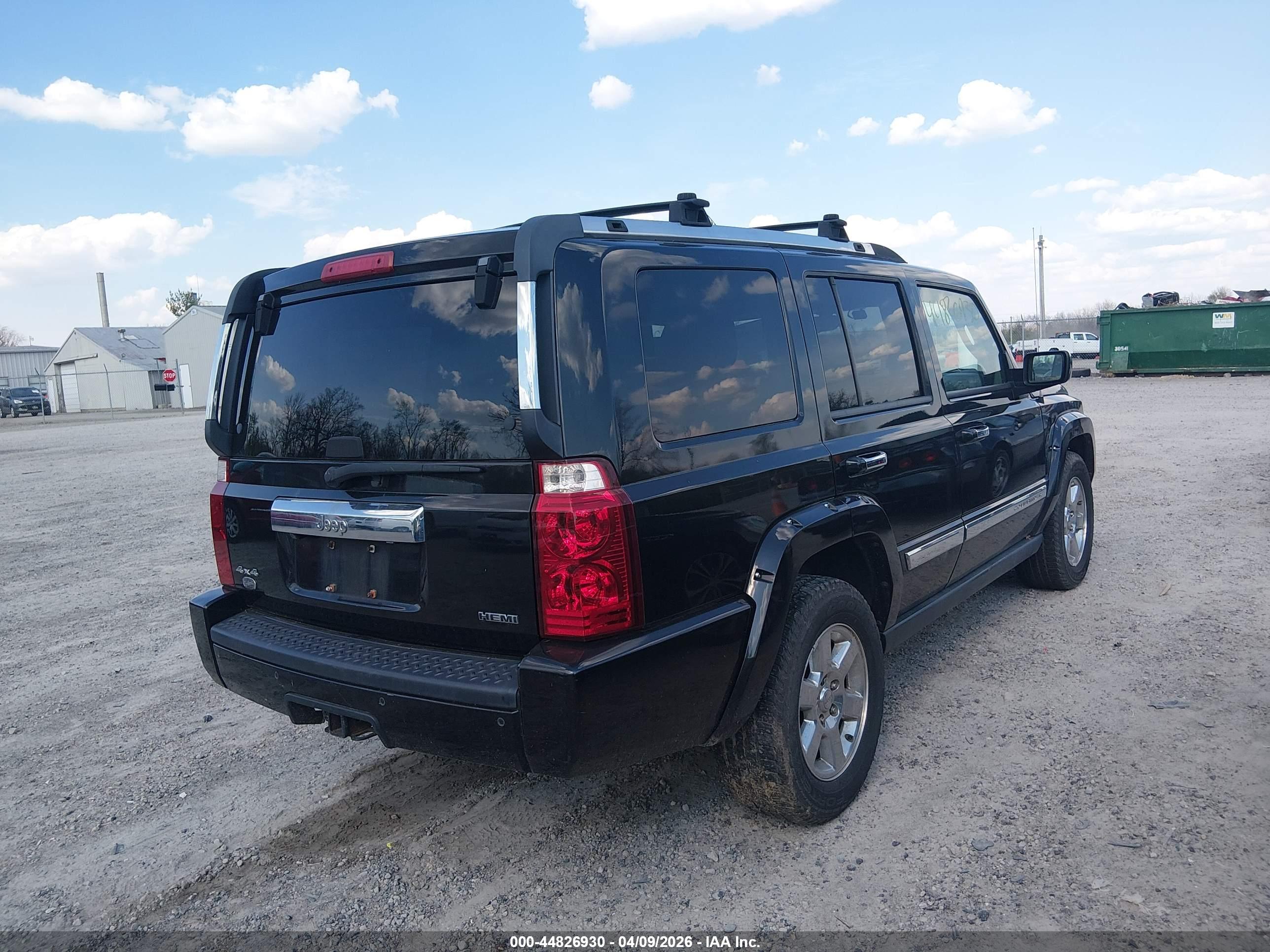 JEEP COMMANDER image 4