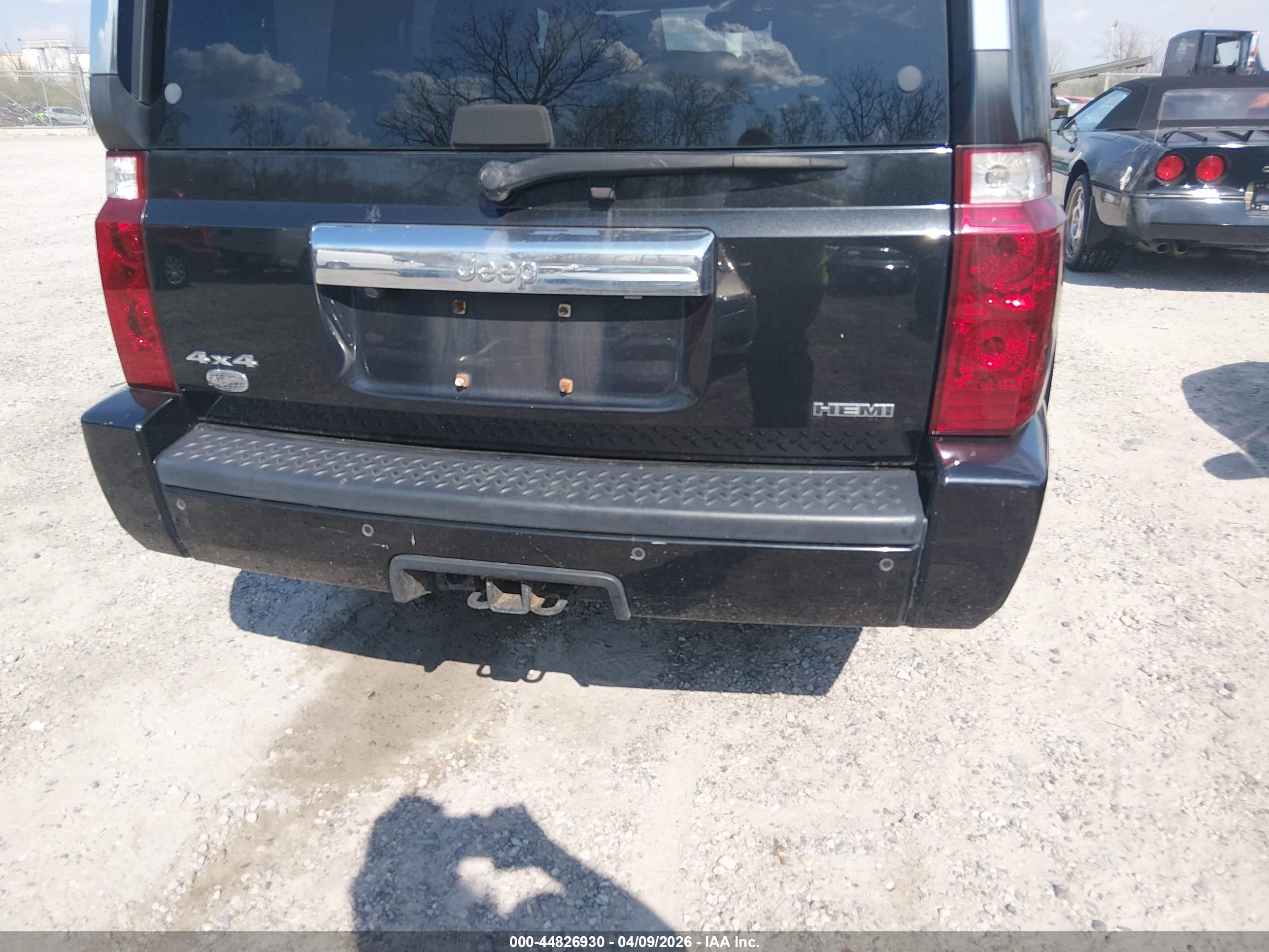 JEEP COMMANDER image 6