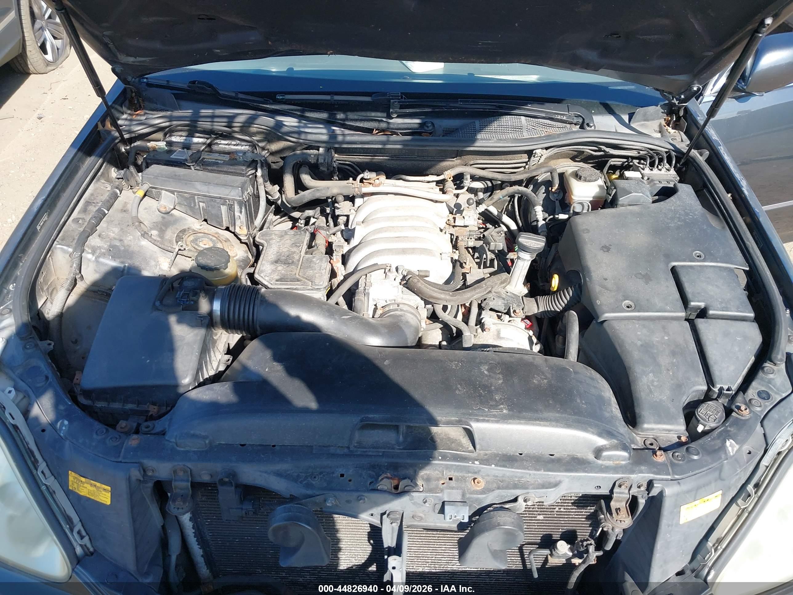 LEXUS LS image 10