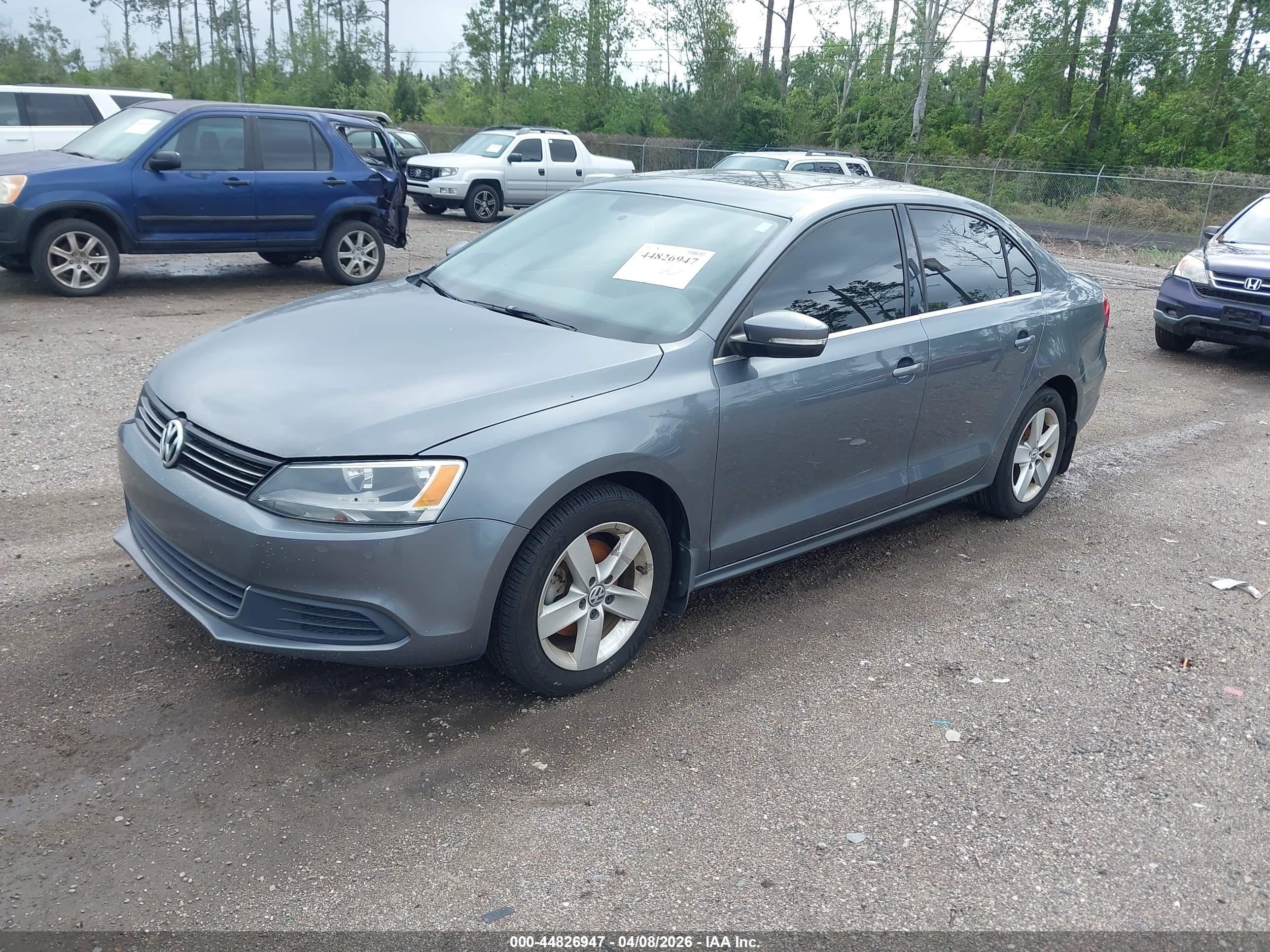 VOLKSWAGEN JETTA image 2