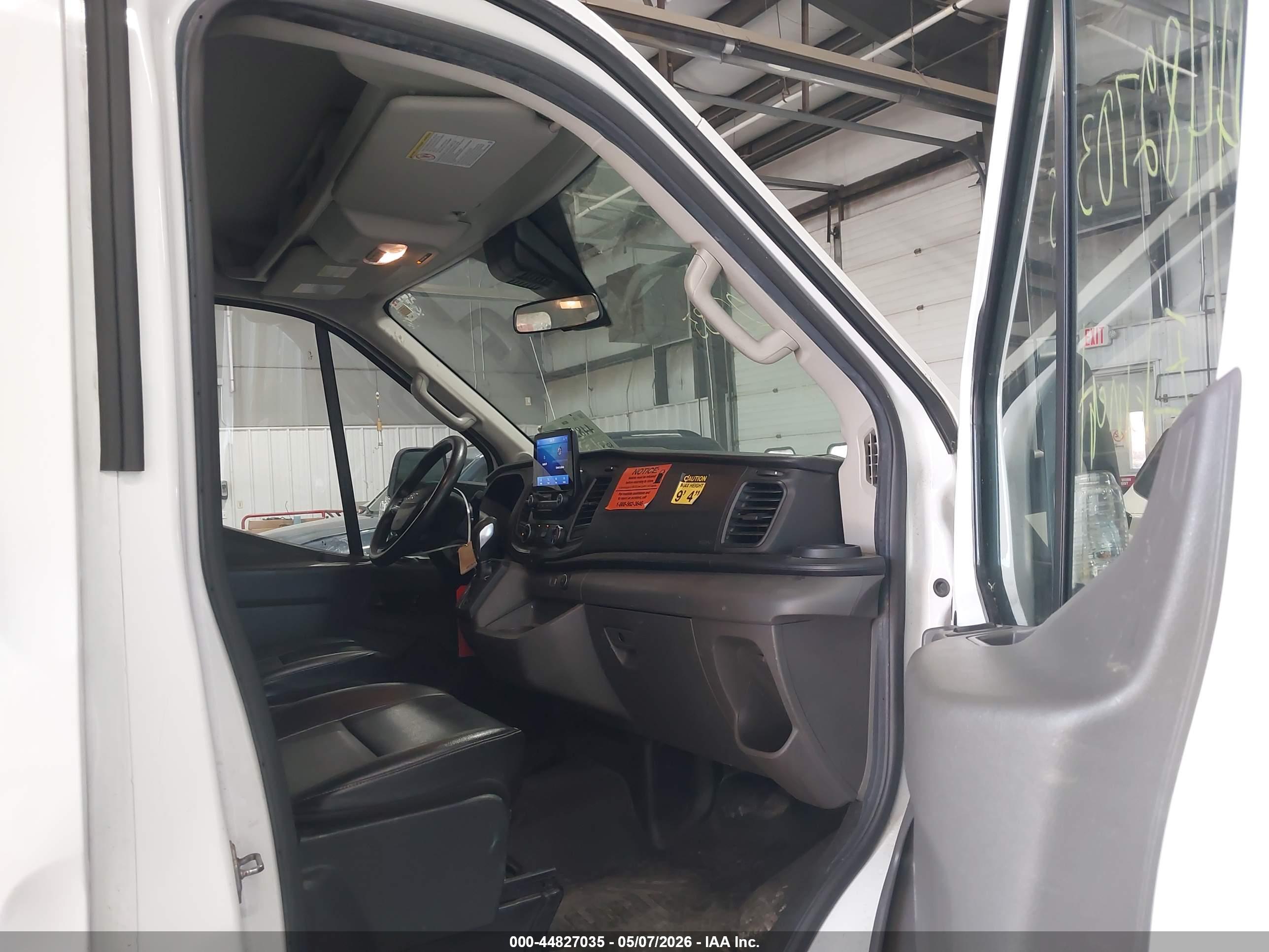 FORD TRANSIT-350 image 5