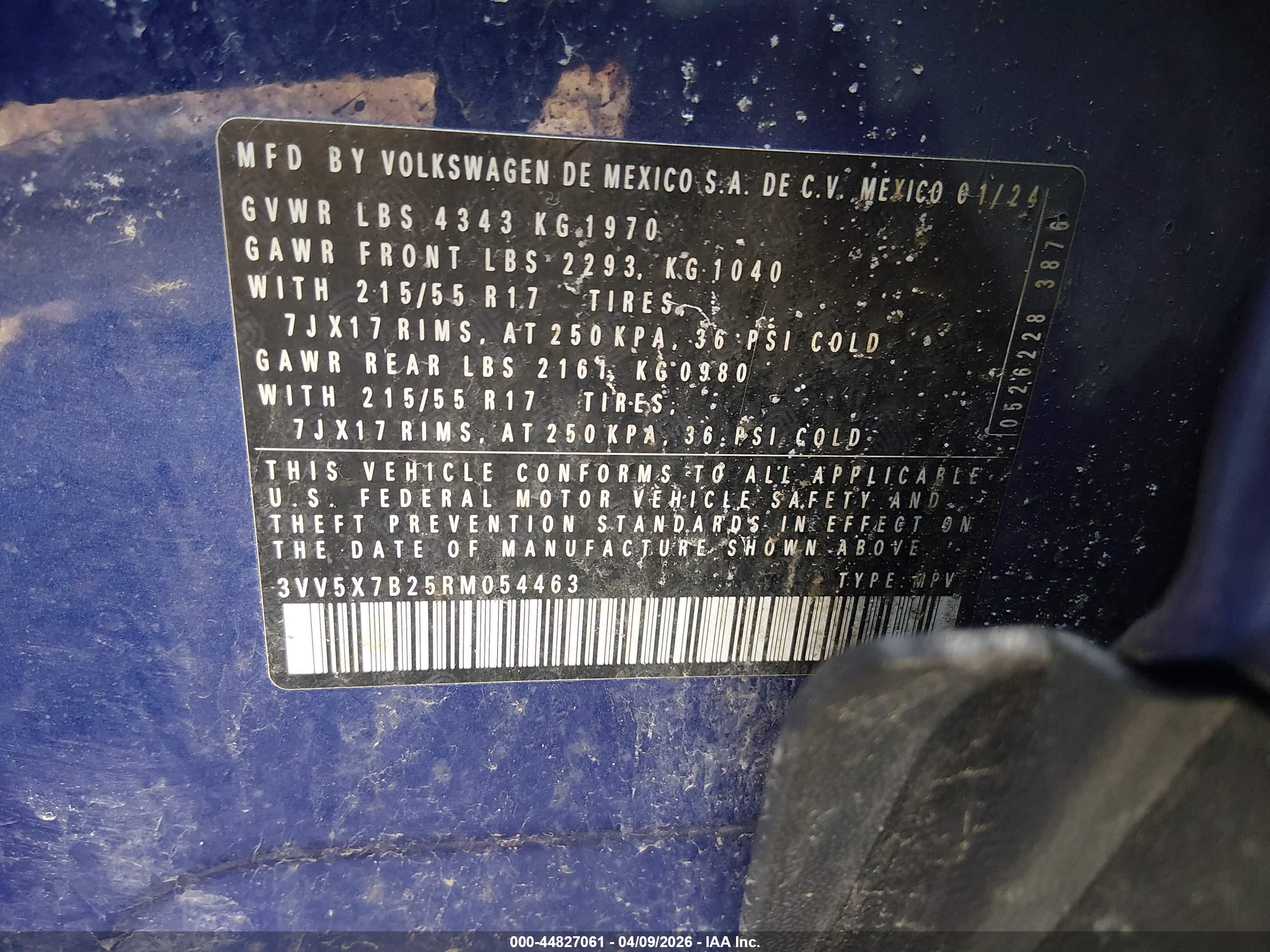 VOLKSWAGEN TAOS image 9