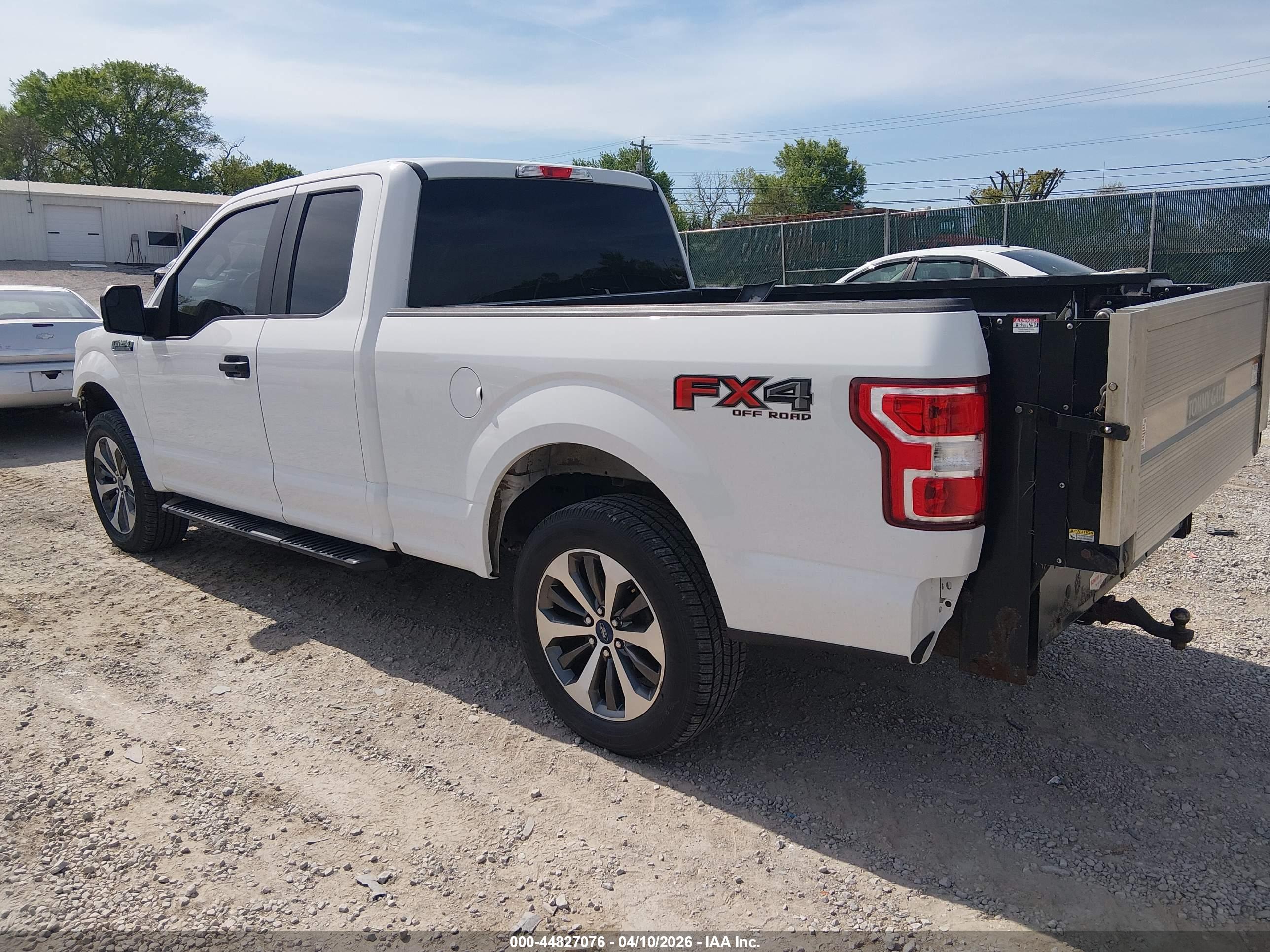 FORD F-150 image 3