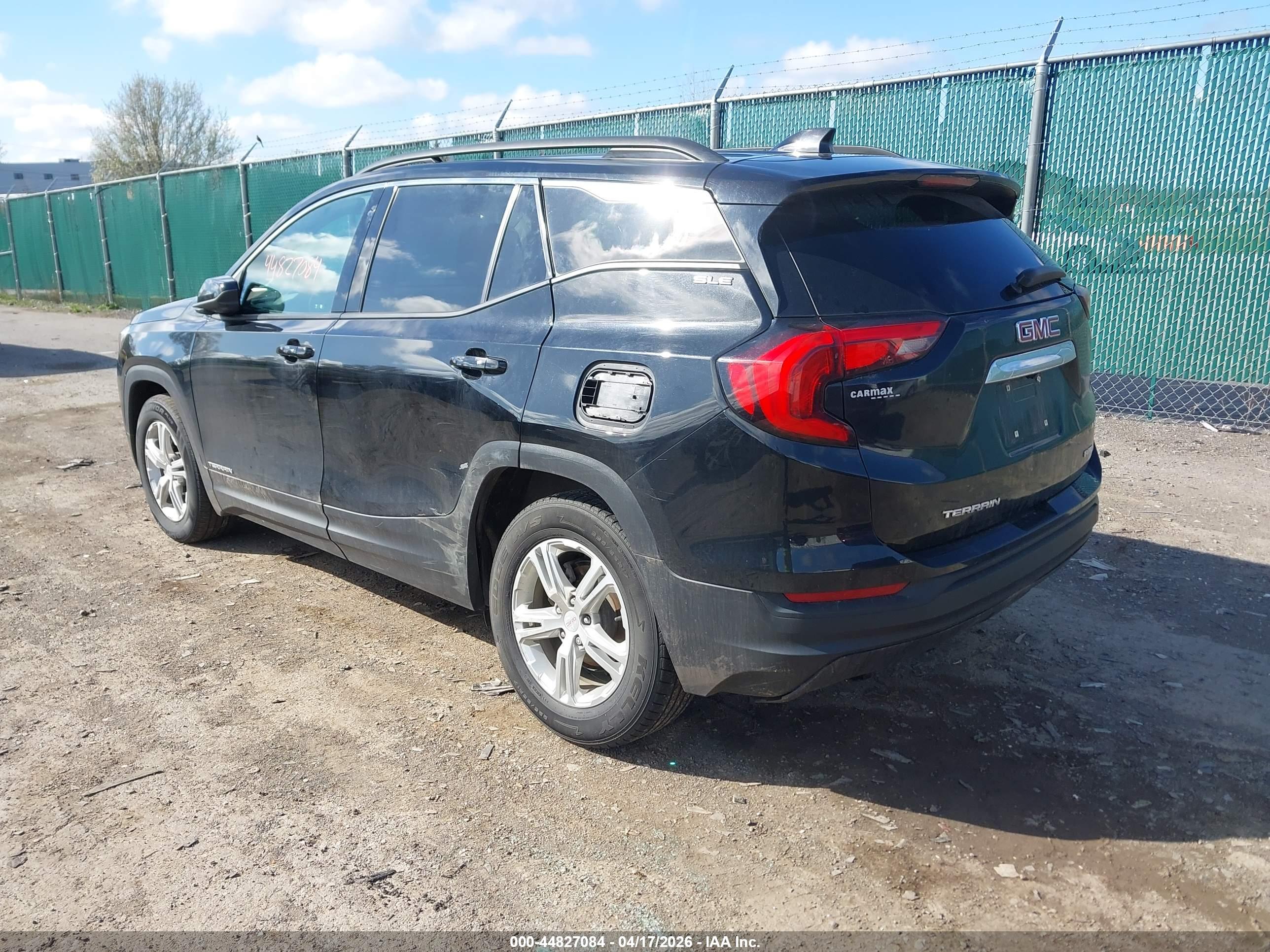 GMC TERRAIN image 3