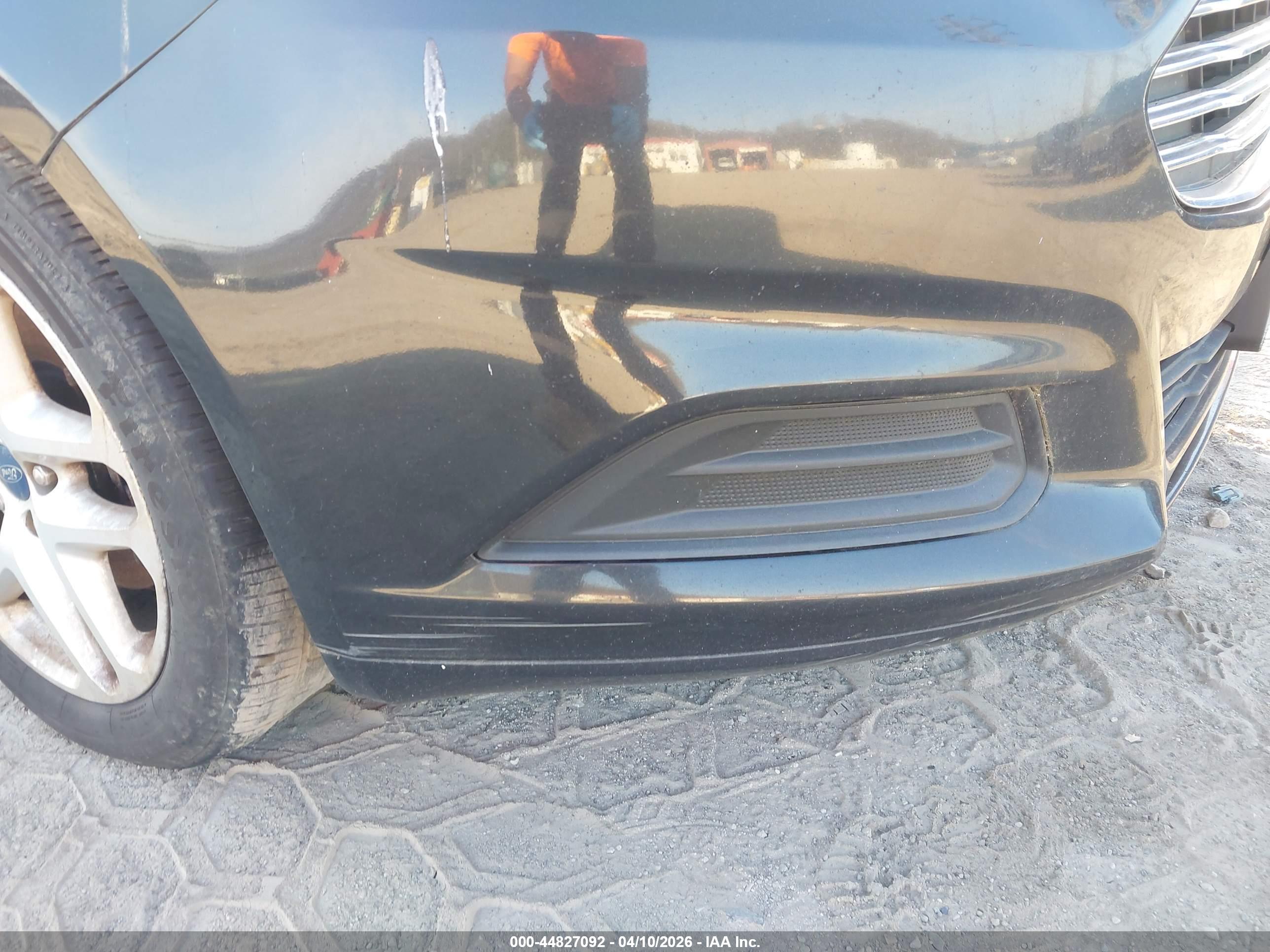 FORD FUSION image 6