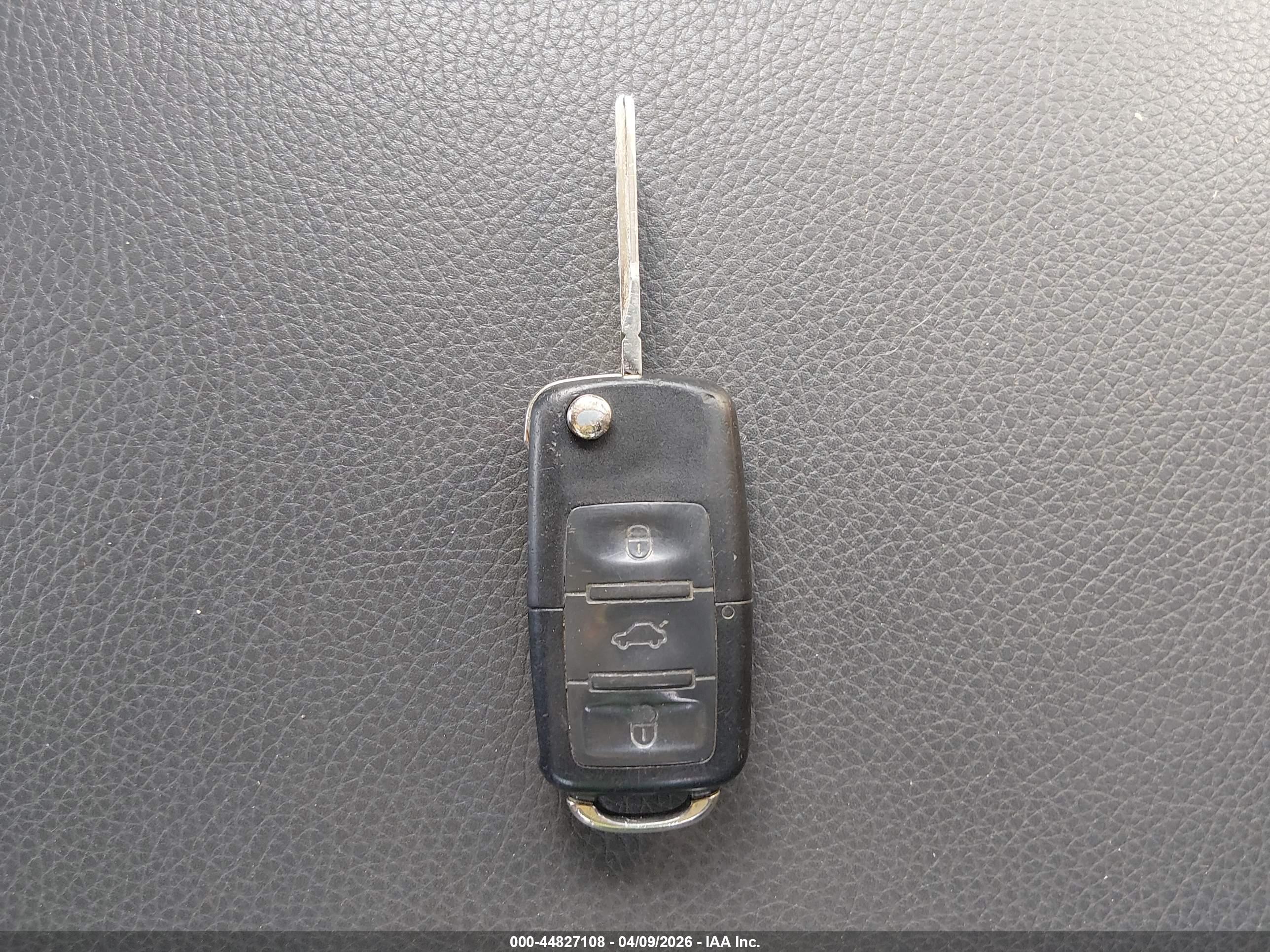 VOLKSWAGEN JETTA image 11