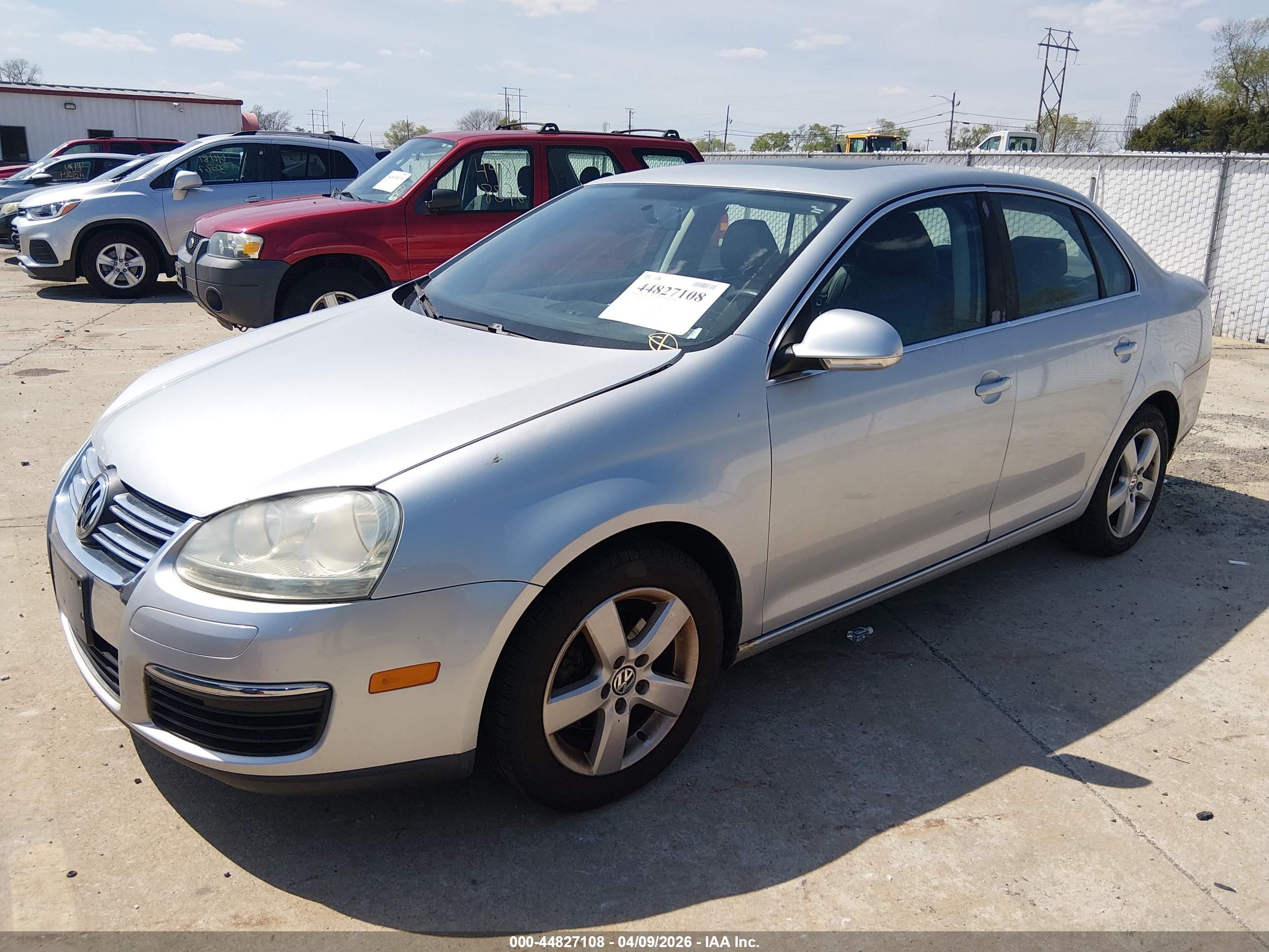 VOLKSWAGEN JETTA image 2