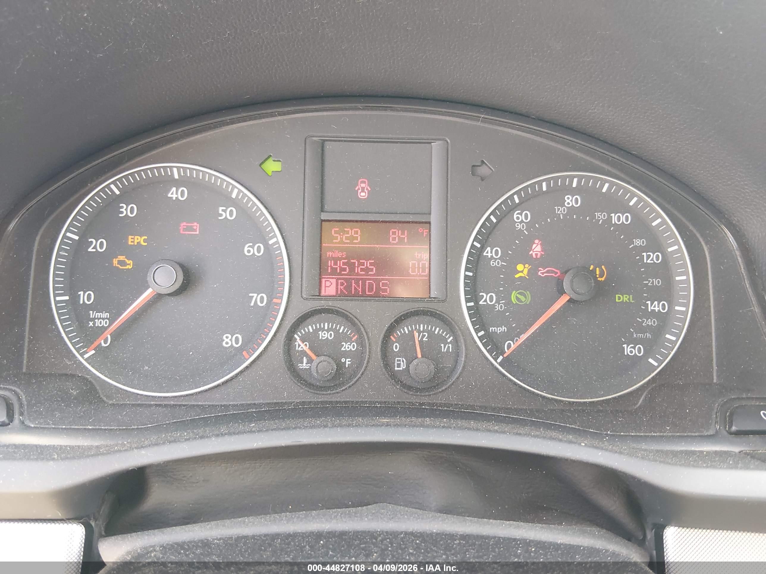 VOLKSWAGEN JETTA image 7