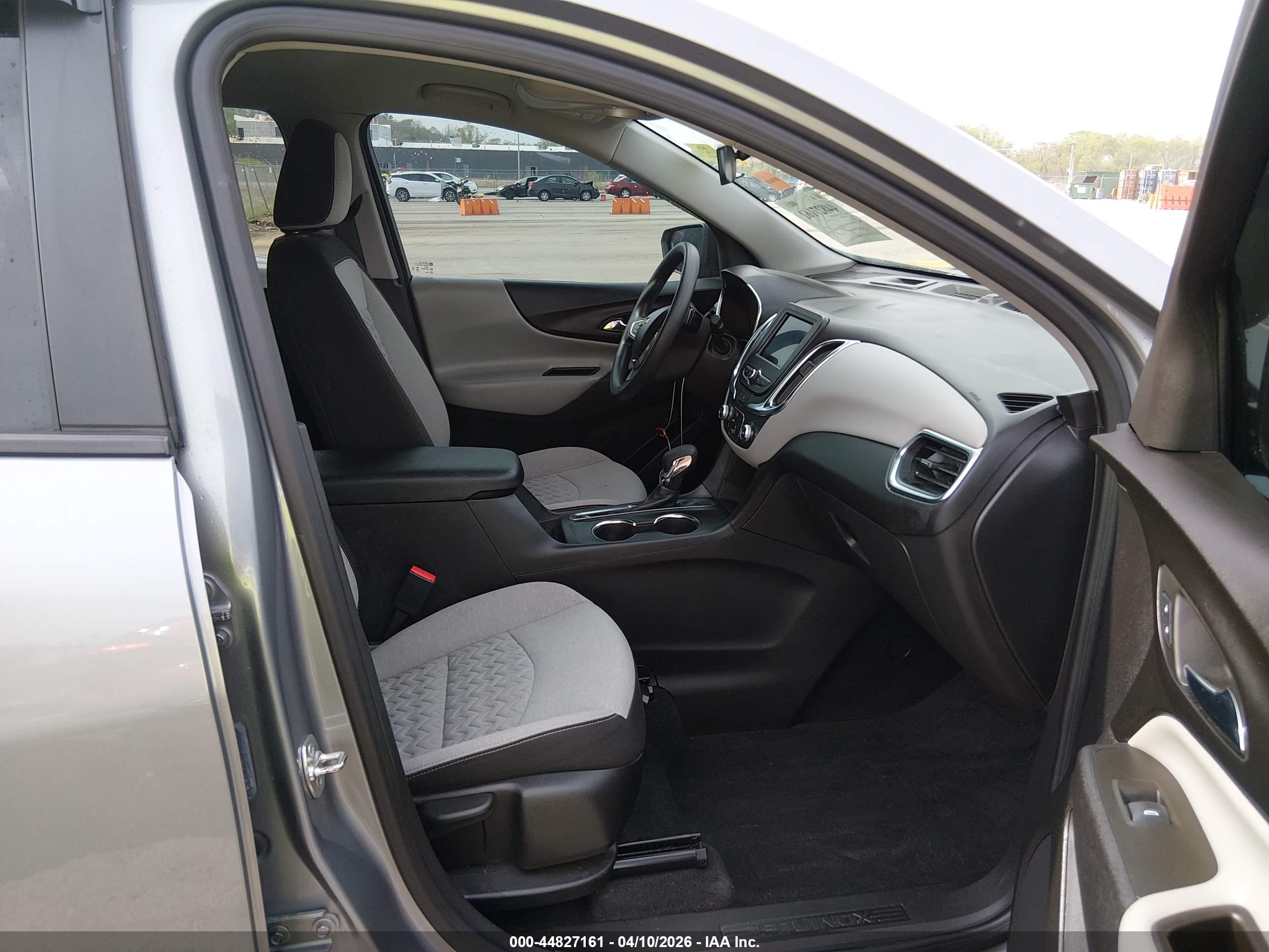 CHEVROLET EQUINOX image 5