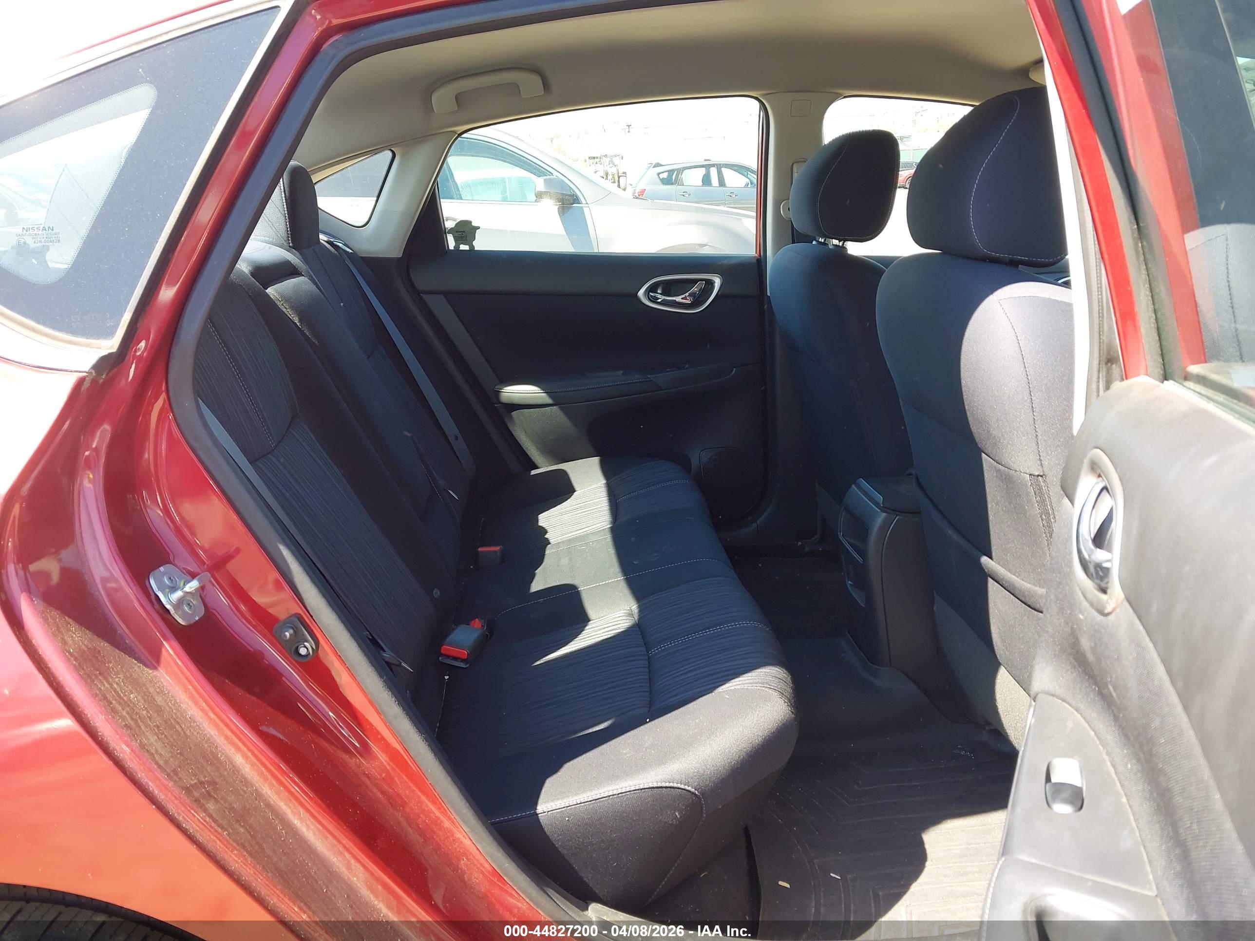 NISSAN SENTRA image 8