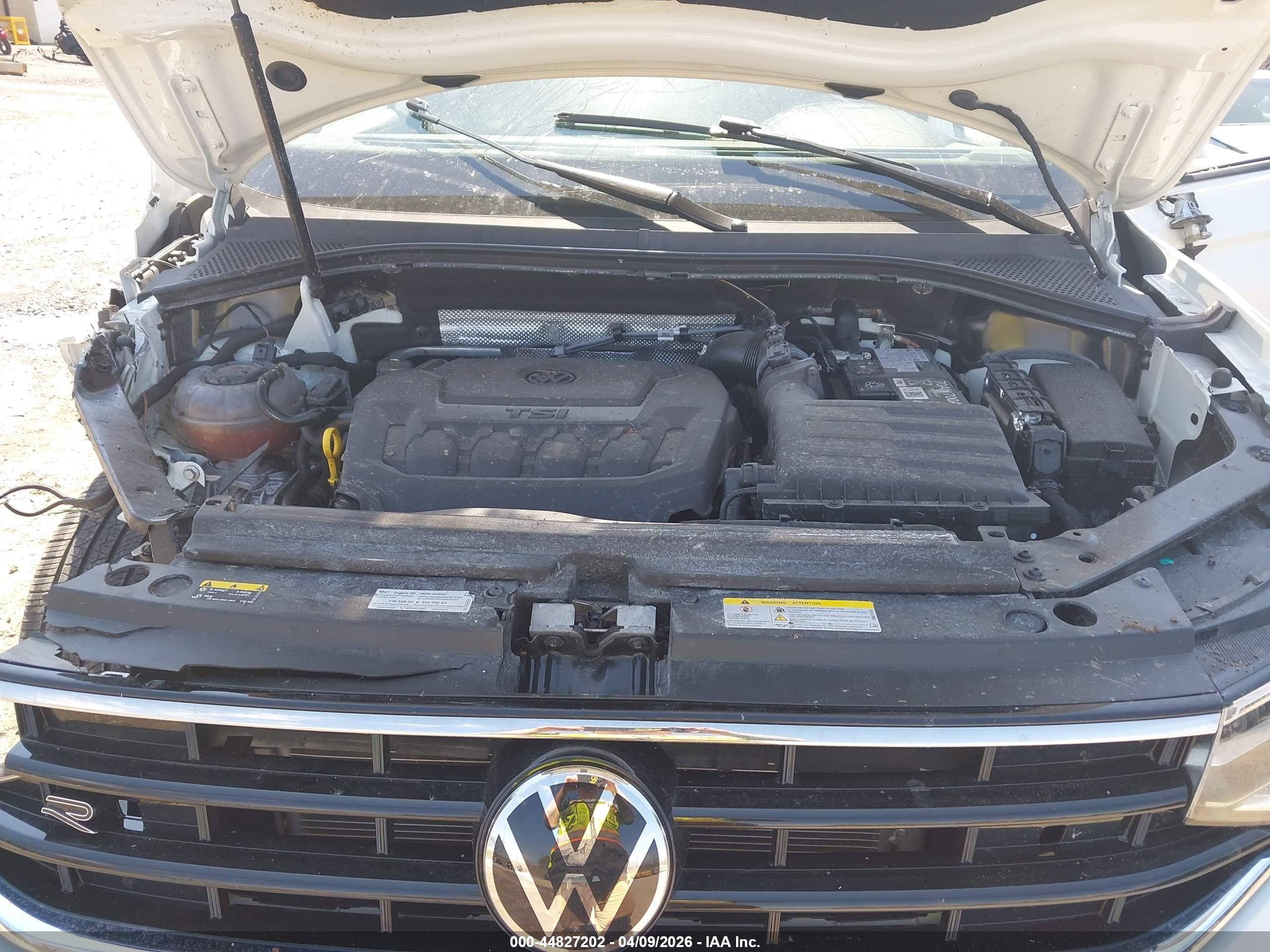 VOLKSWAGEN TIGUAN image 10