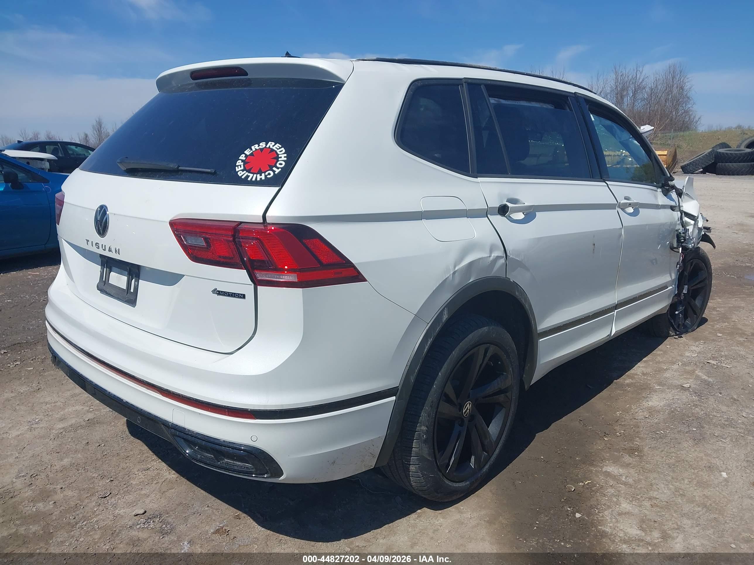 VOLKSWAGEN TIGUAN image 4