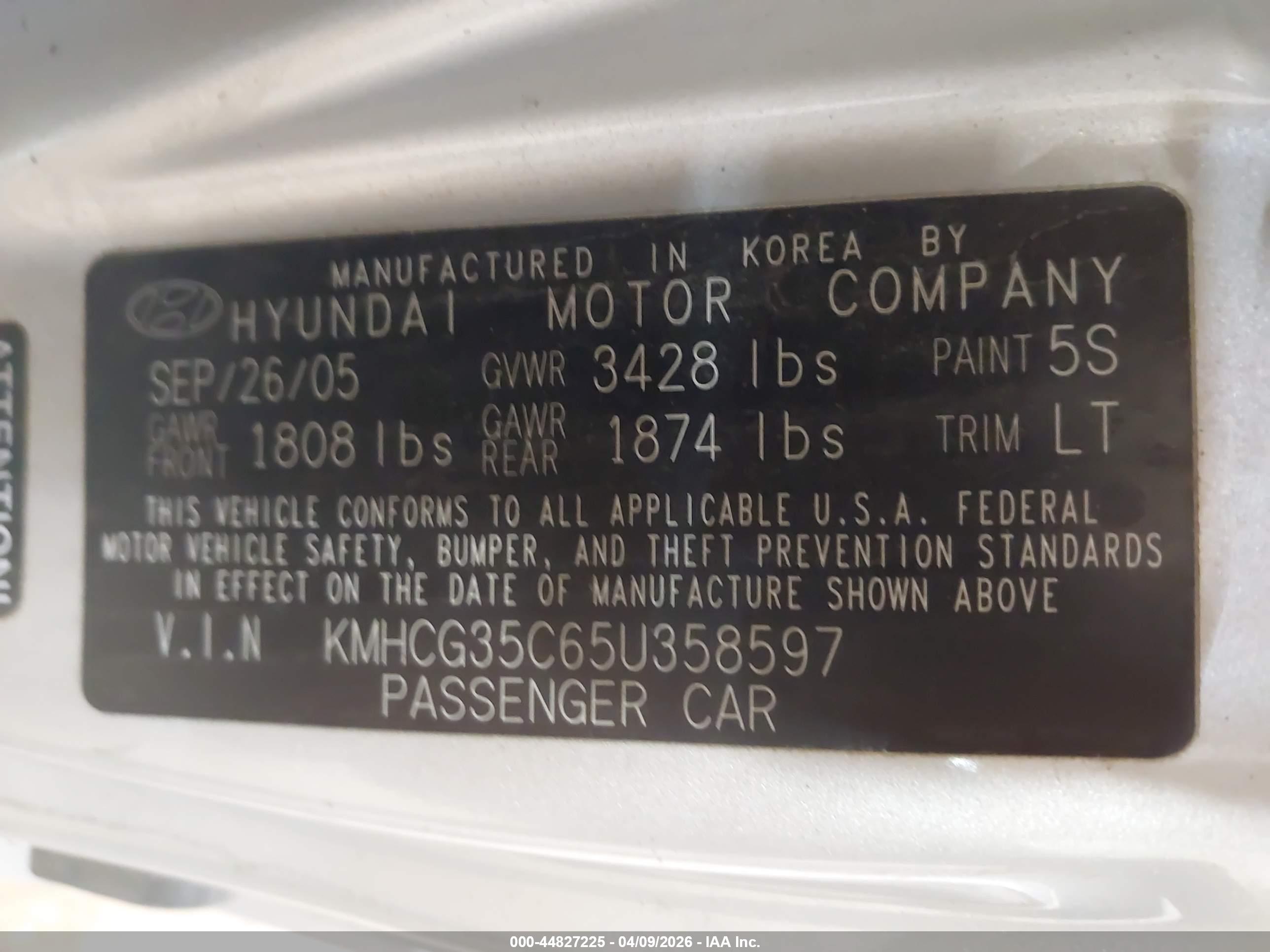HYUNDAI ACCENT image 9