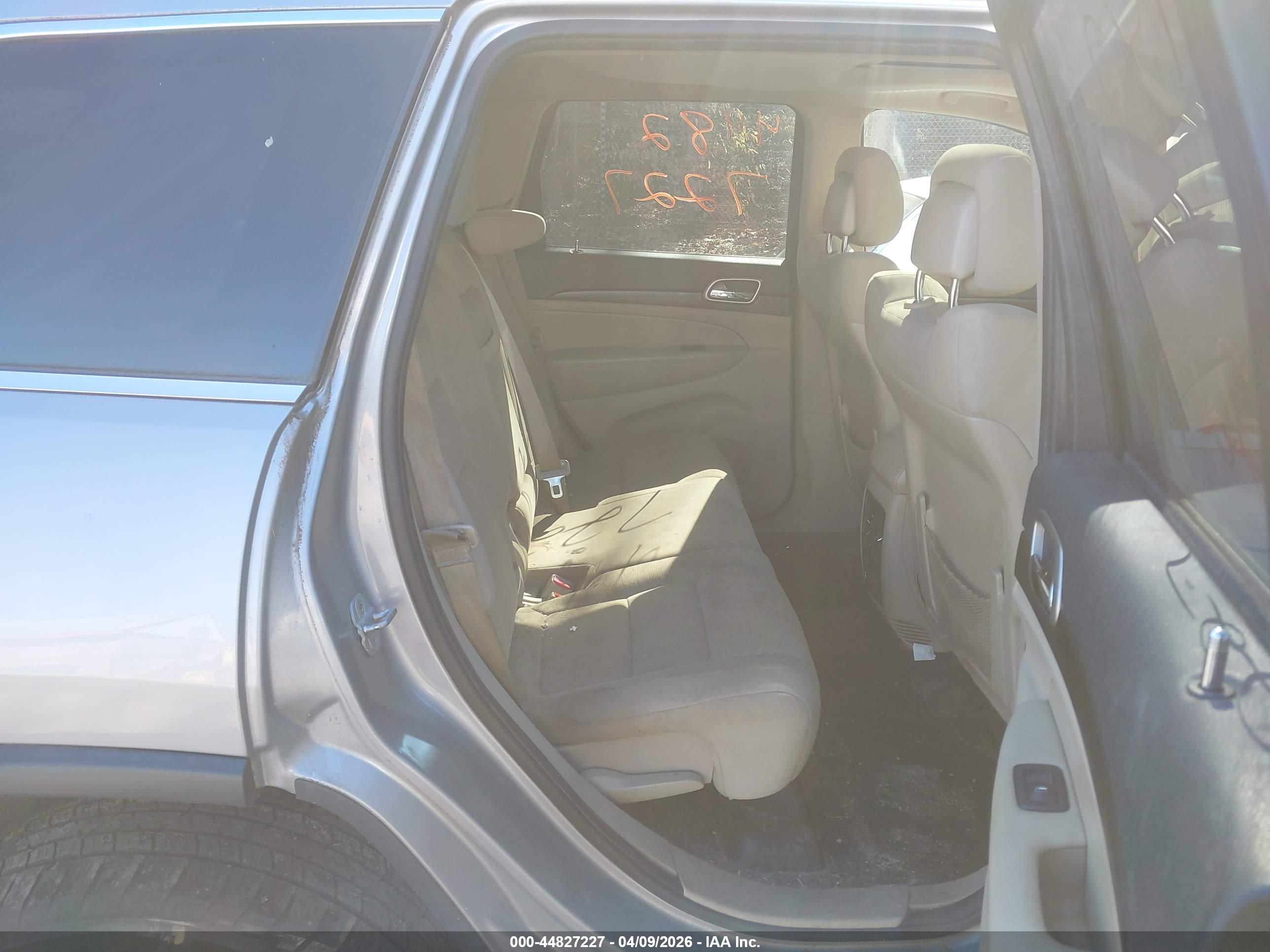 JEEP GRAND image 8