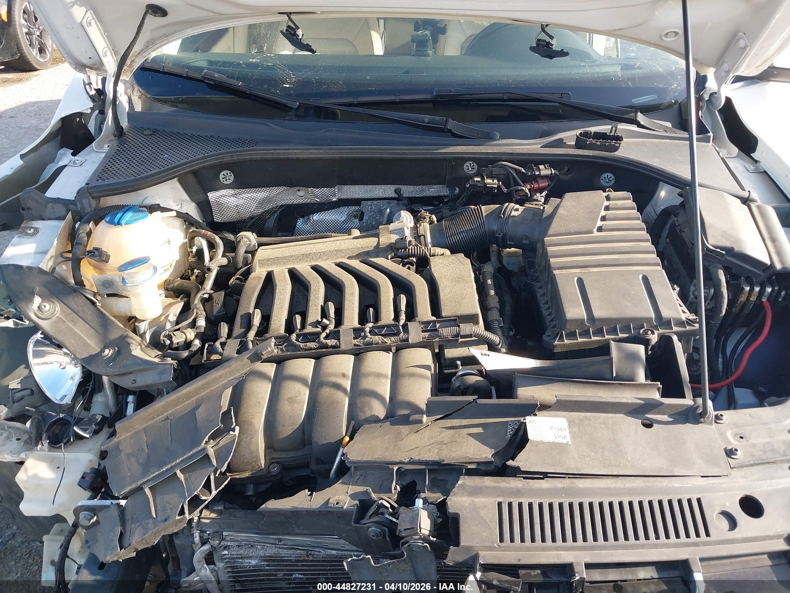 VOLKSWAGEN PASSAT image 10
