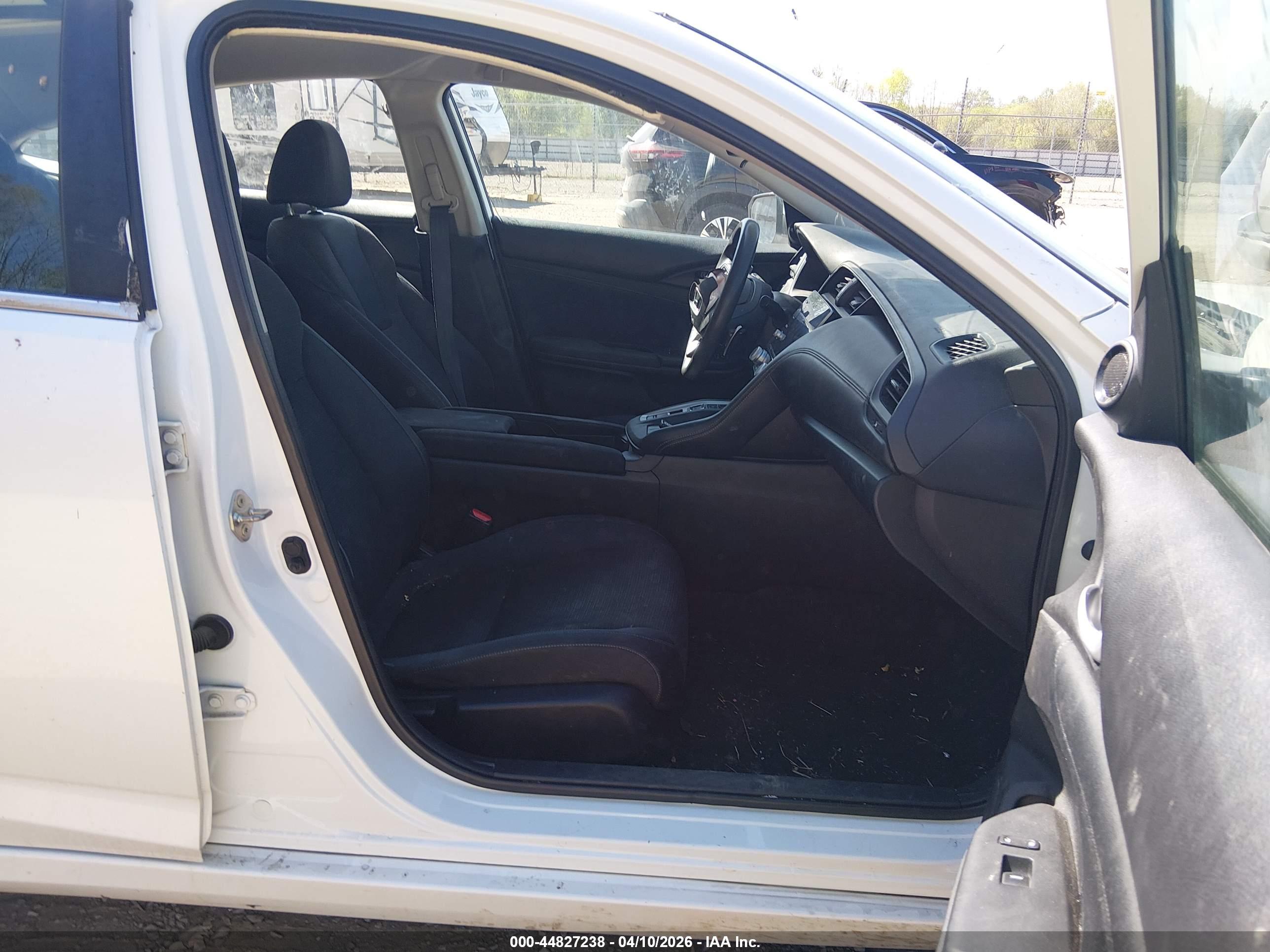 HONDA INSIGHT image 5