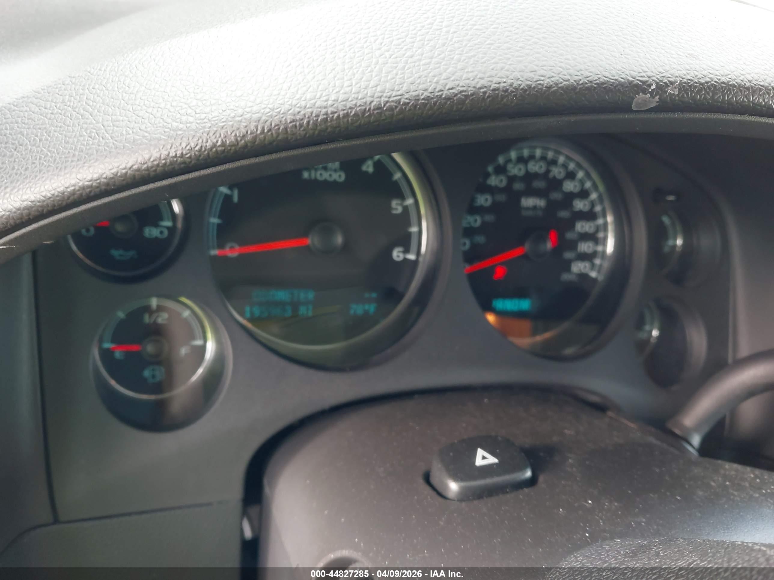 GMC YUKON image 7