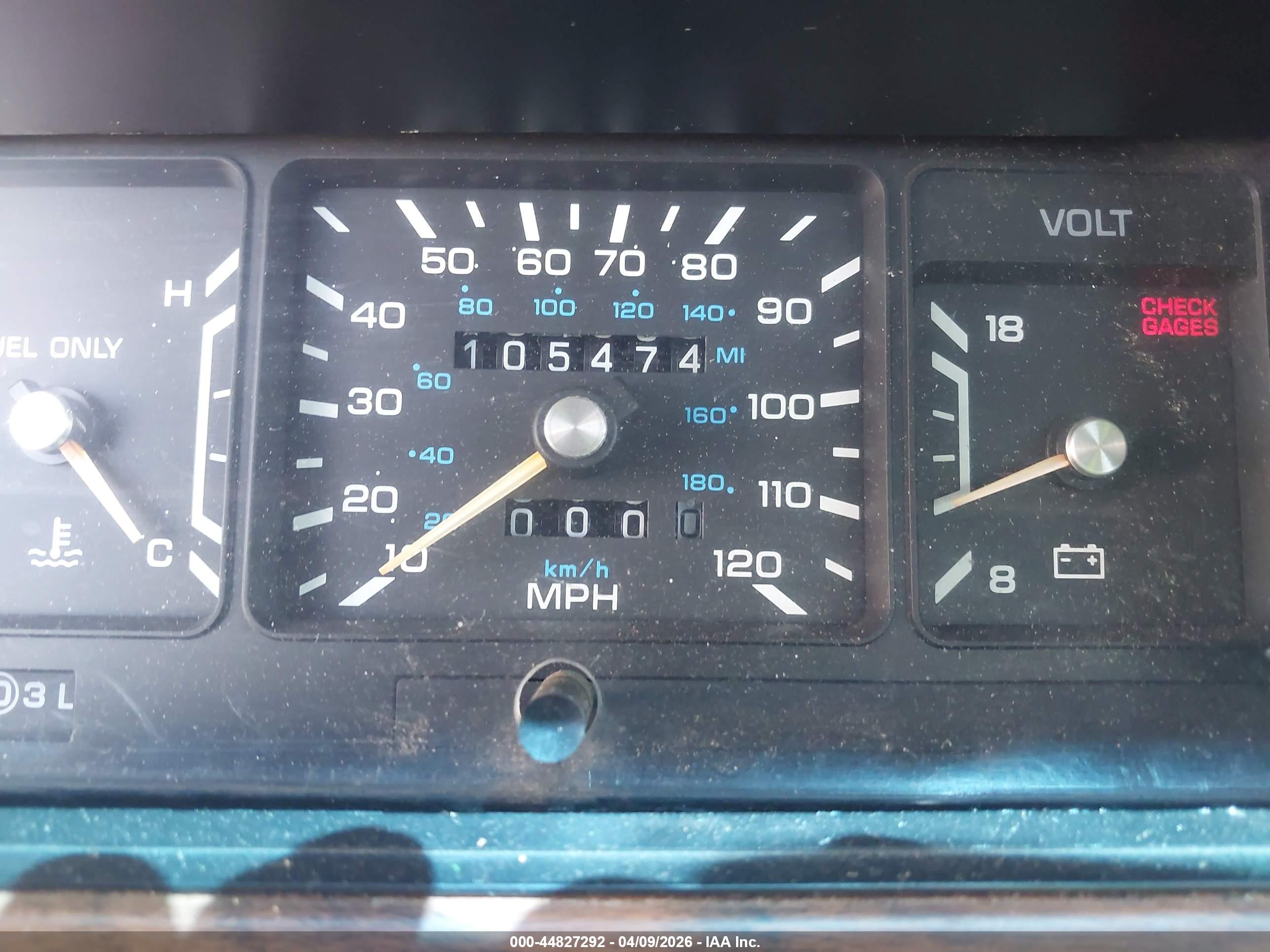 DODGE DYNASTY image 7