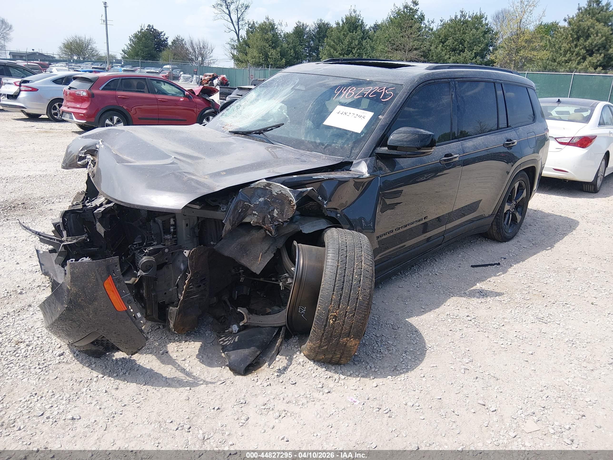 JEEP GRAND image 2
