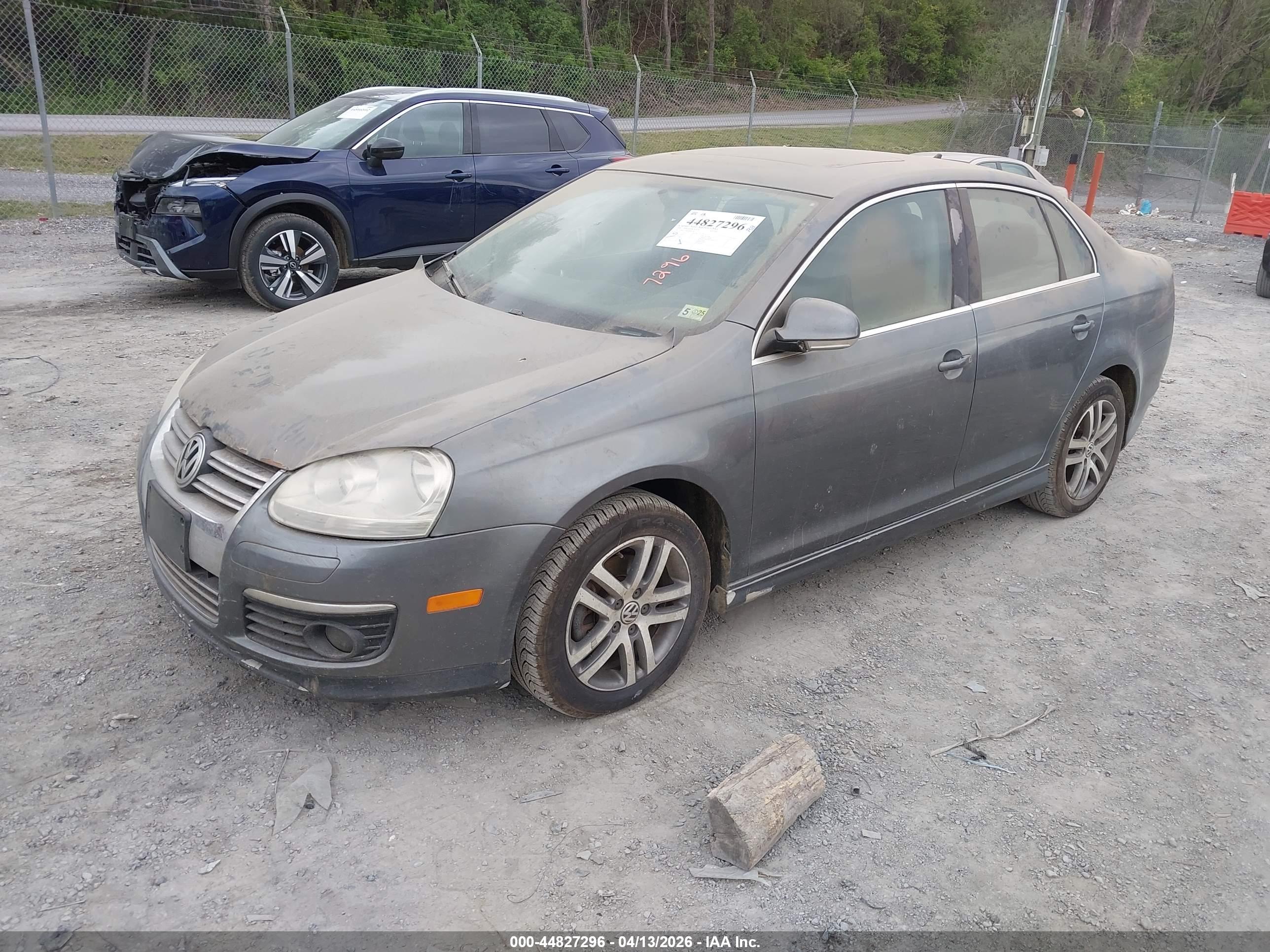 VOLKSWAGEN JETTA image 2