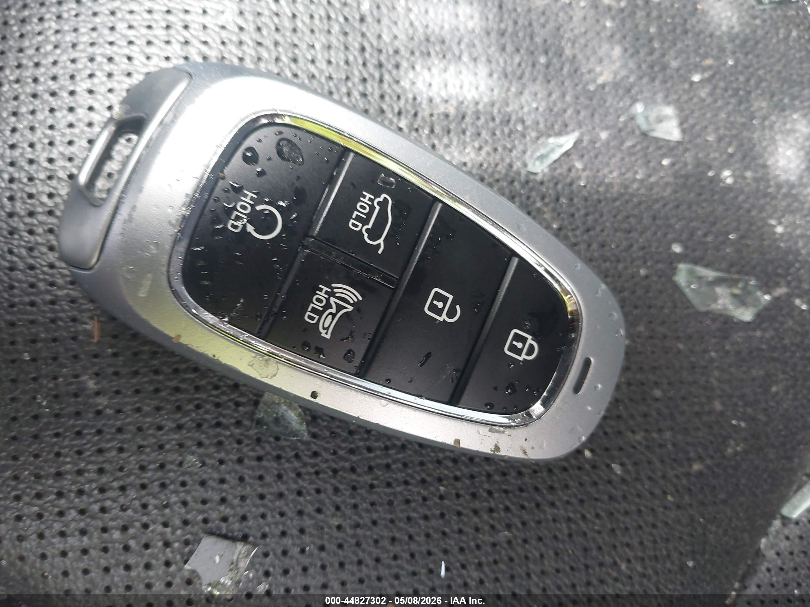 HYUNDAI TUCSON image 11