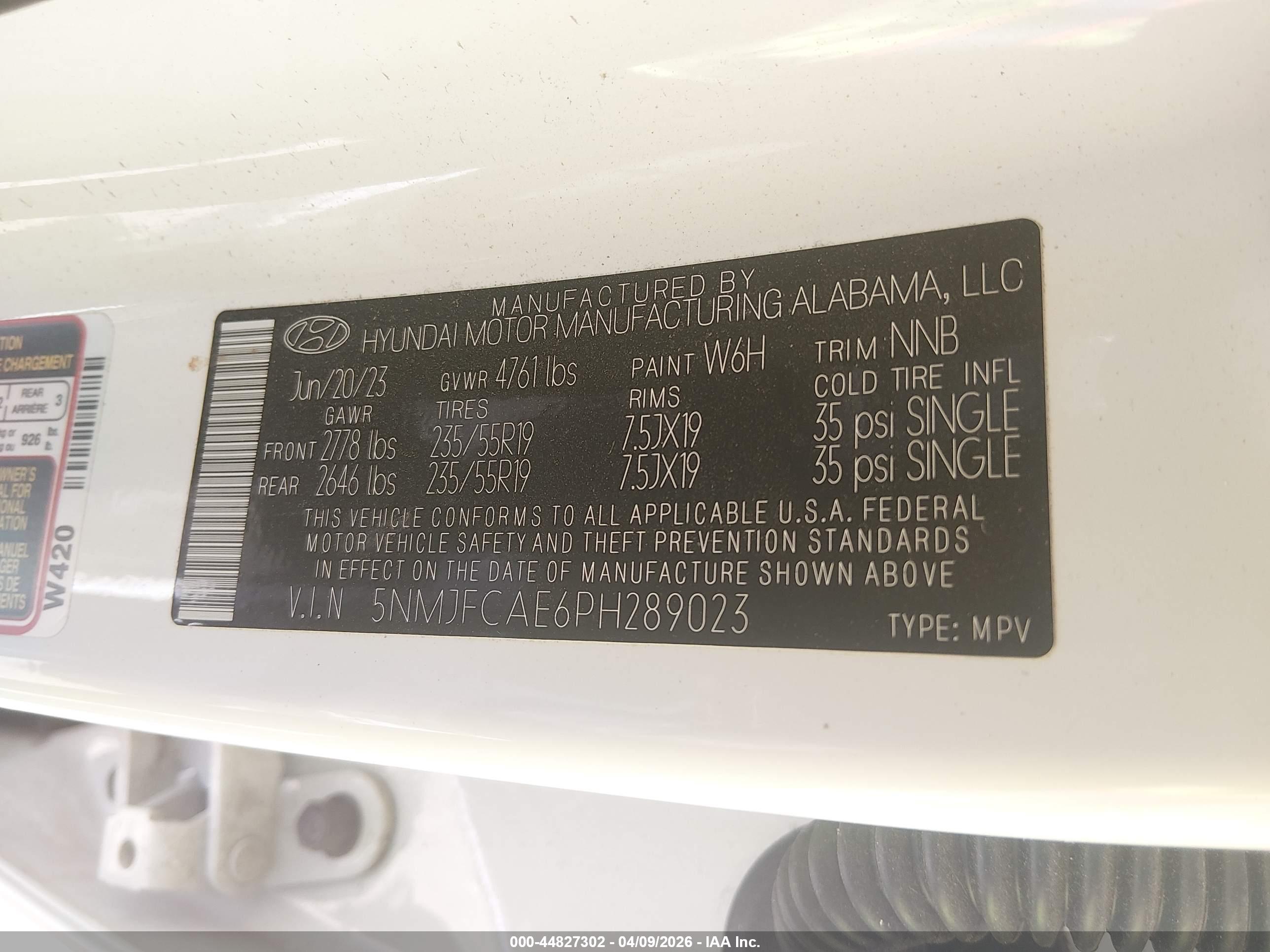 HYUNDAI TUCSON image 9