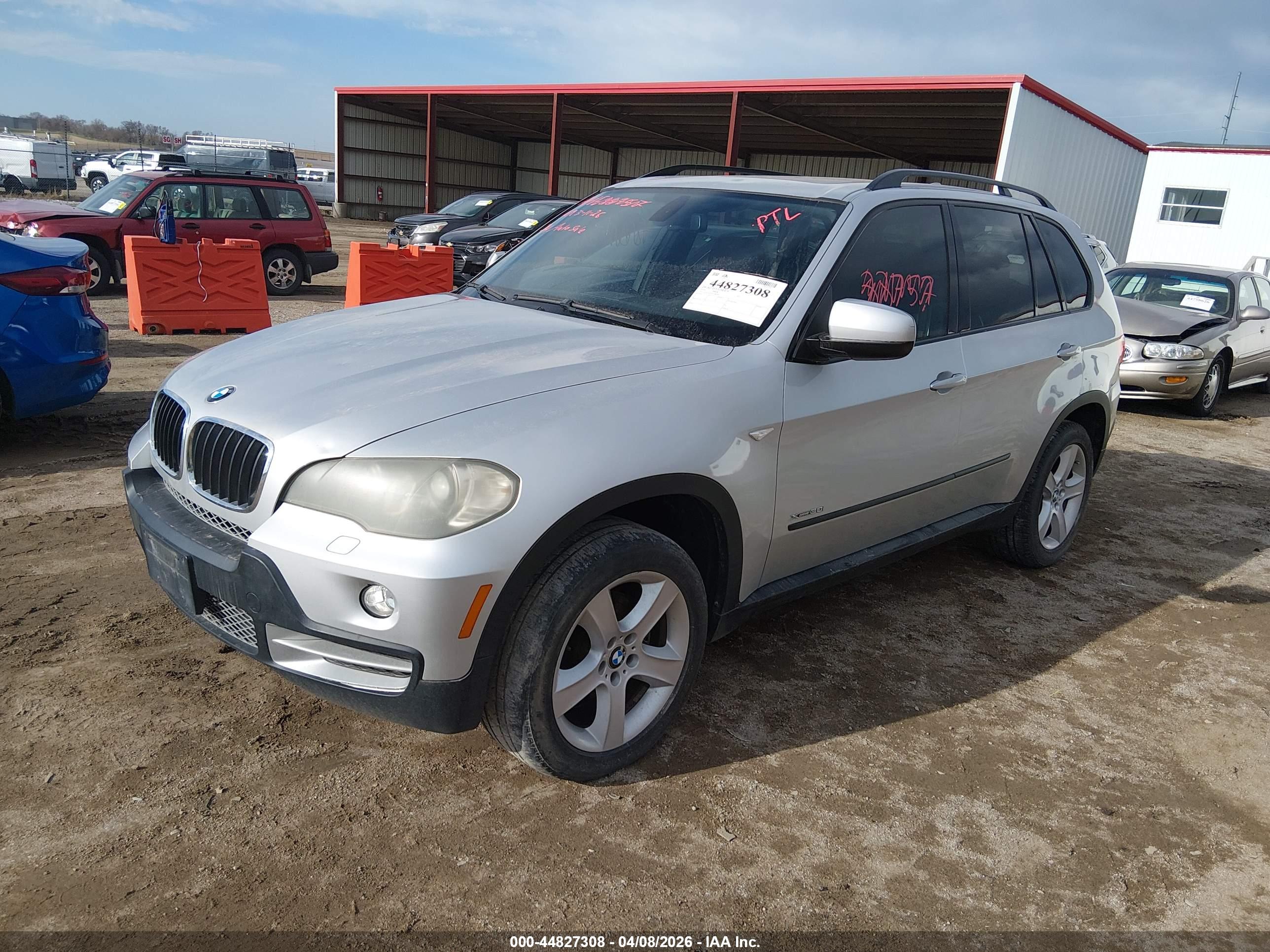BMW X5 image 2
