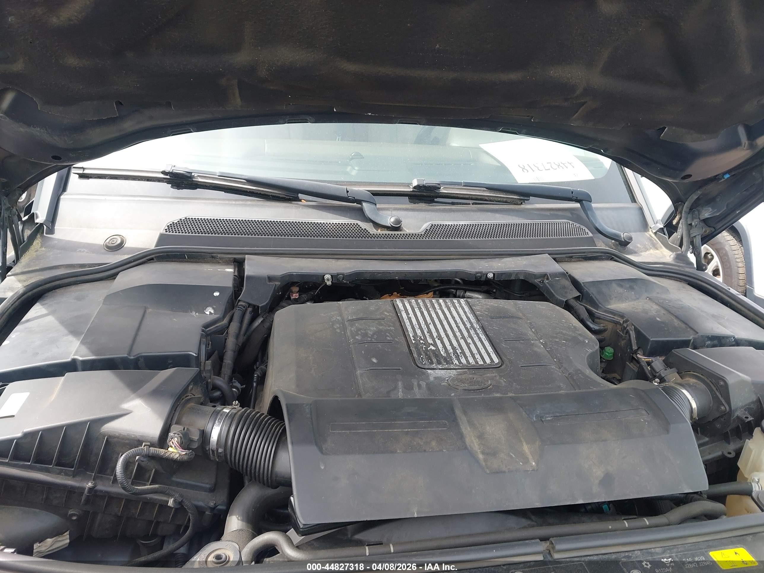 LAND ROVER image 10