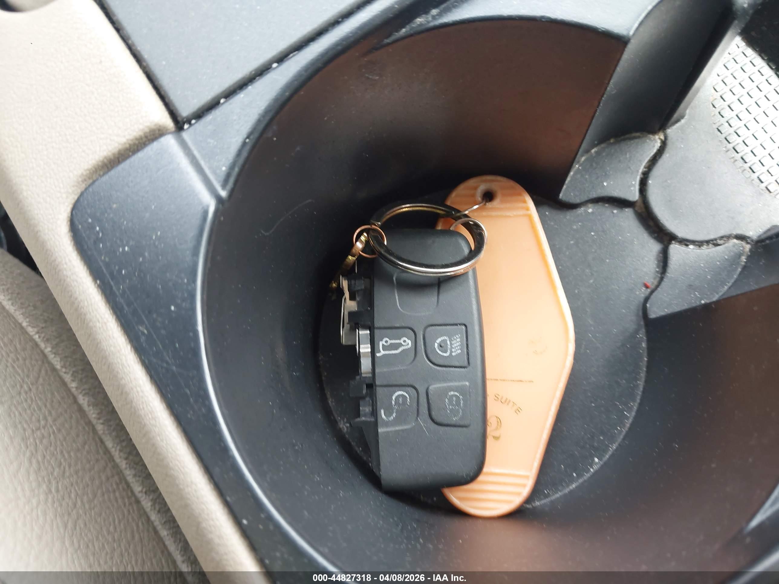 LAND ROVER image 11