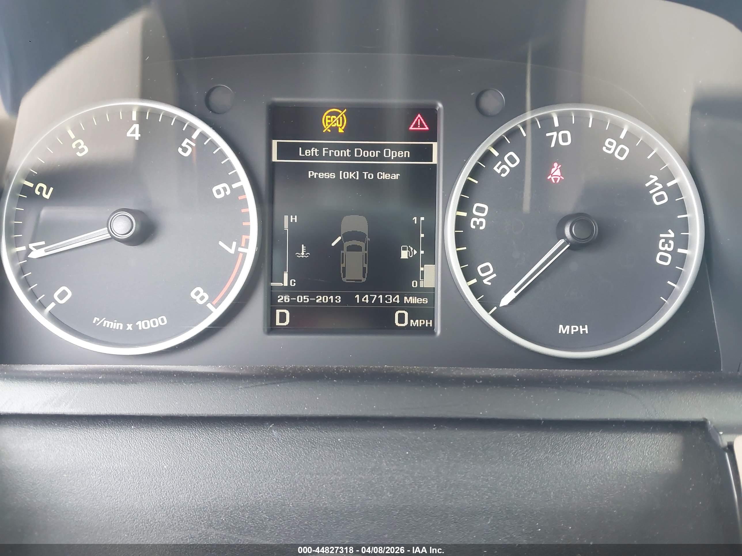 LAND ROVER image 7