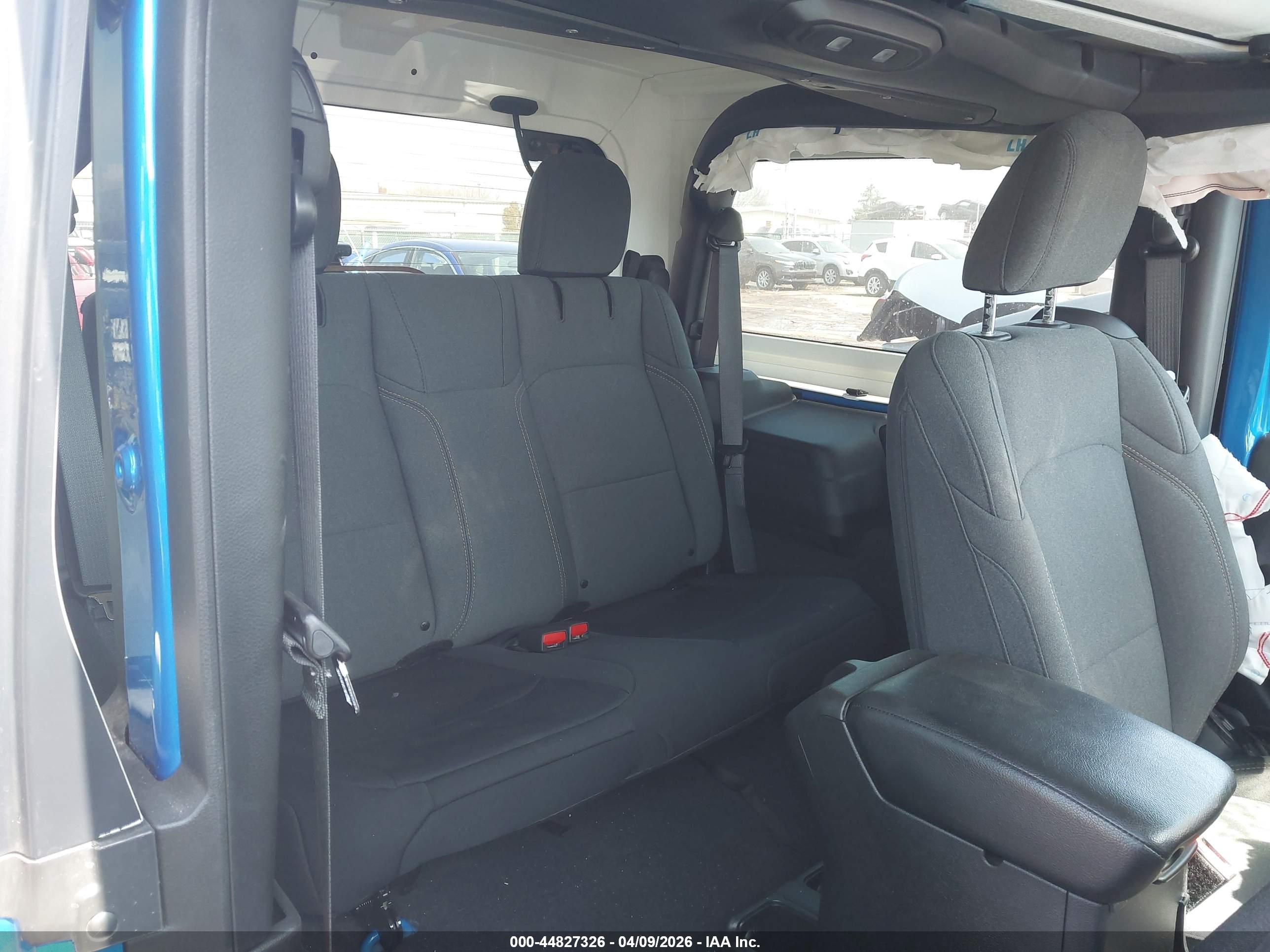 JEEP WRANGLER image 8