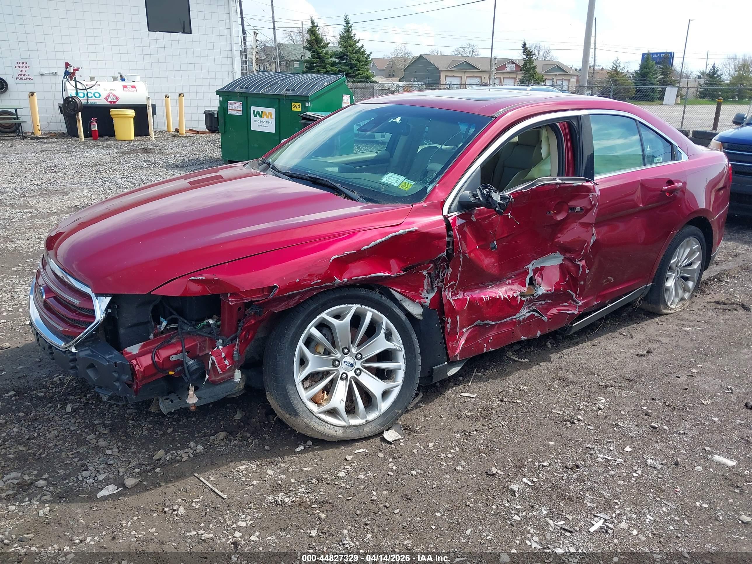 FORD TAURUS image 2