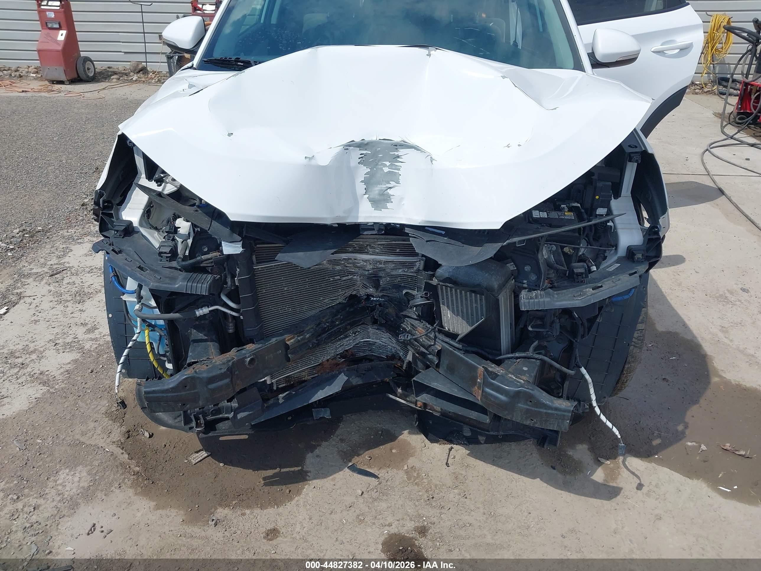 HYUNDAI TUCSON image 6