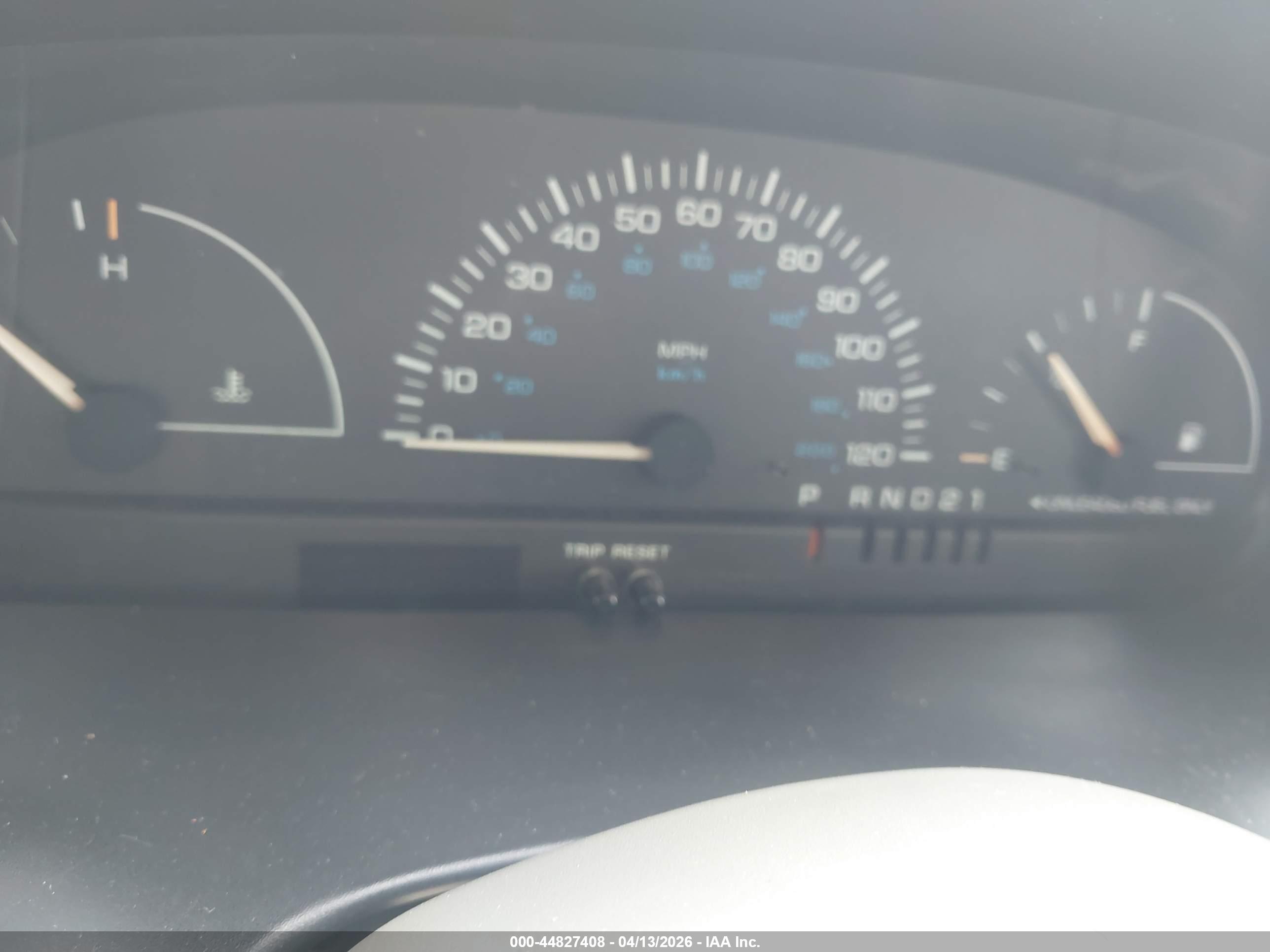 DODGE CARAVAN image 7