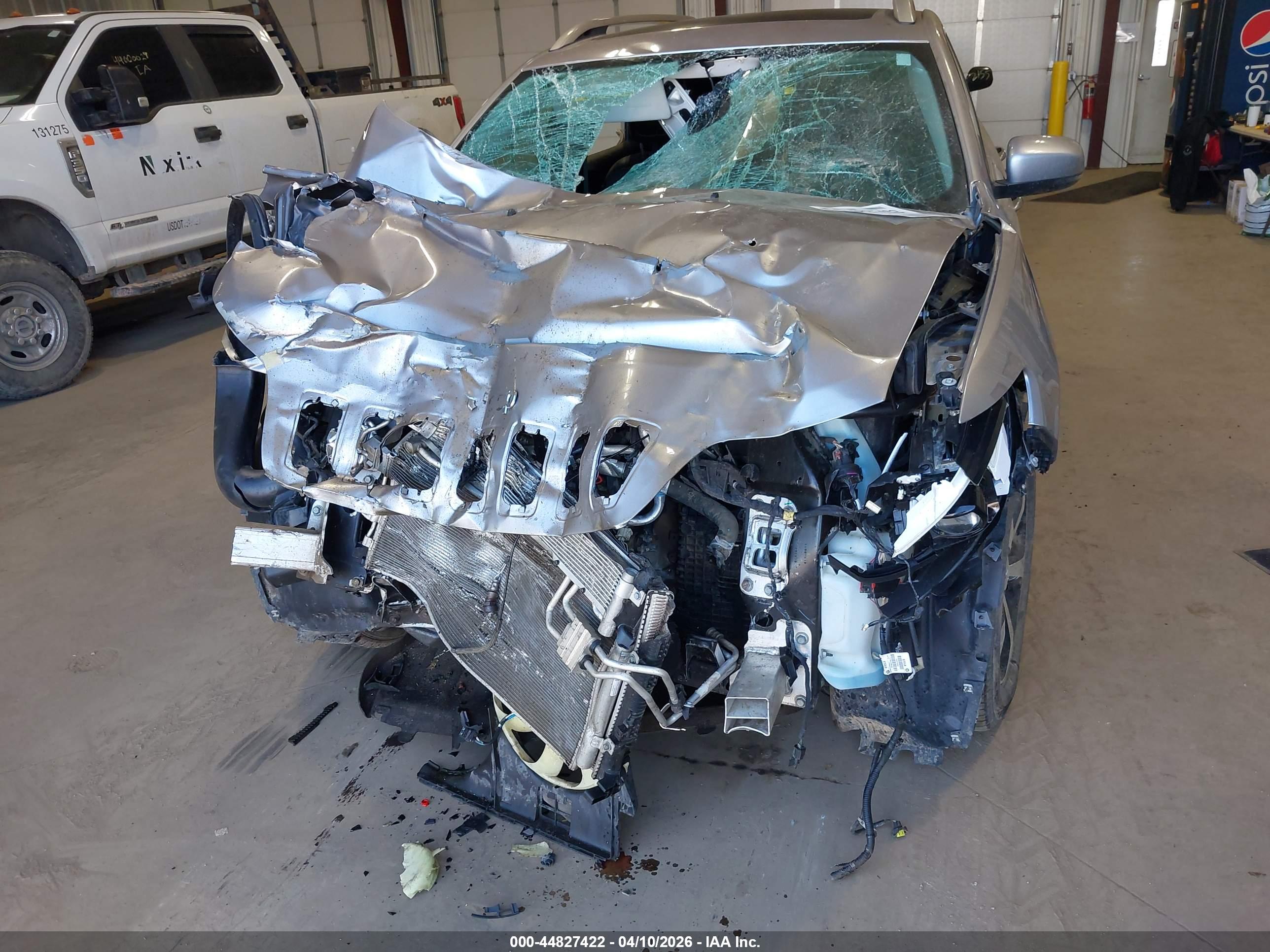 JEEP CHEROKEE image 6