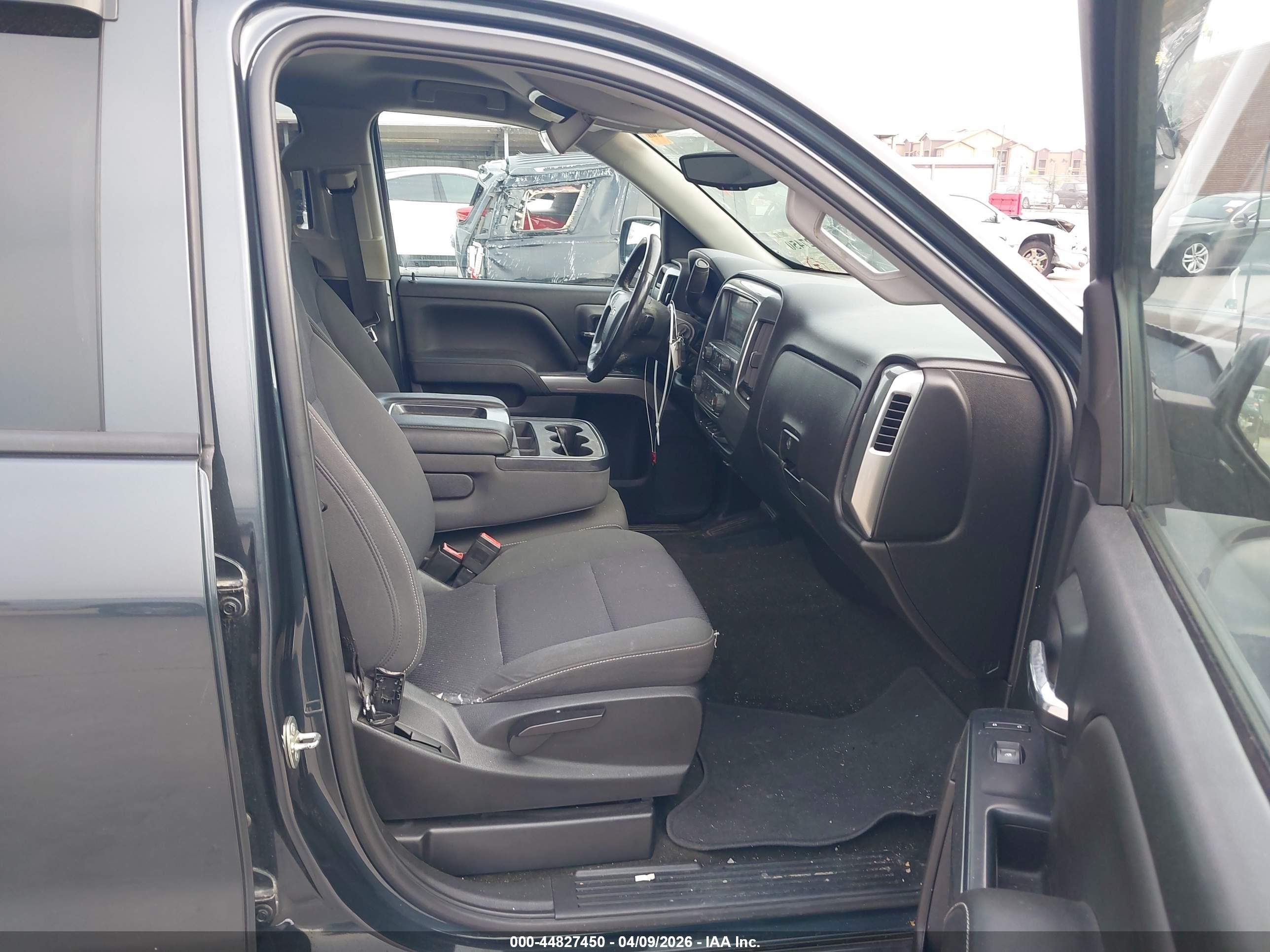 CHEVROLET SILVERADO image 5