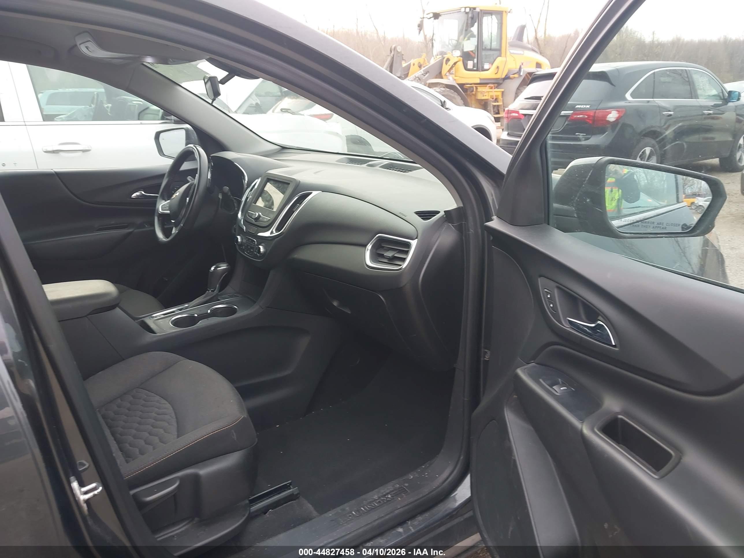 CHEVROLET EQUINOX image 5
