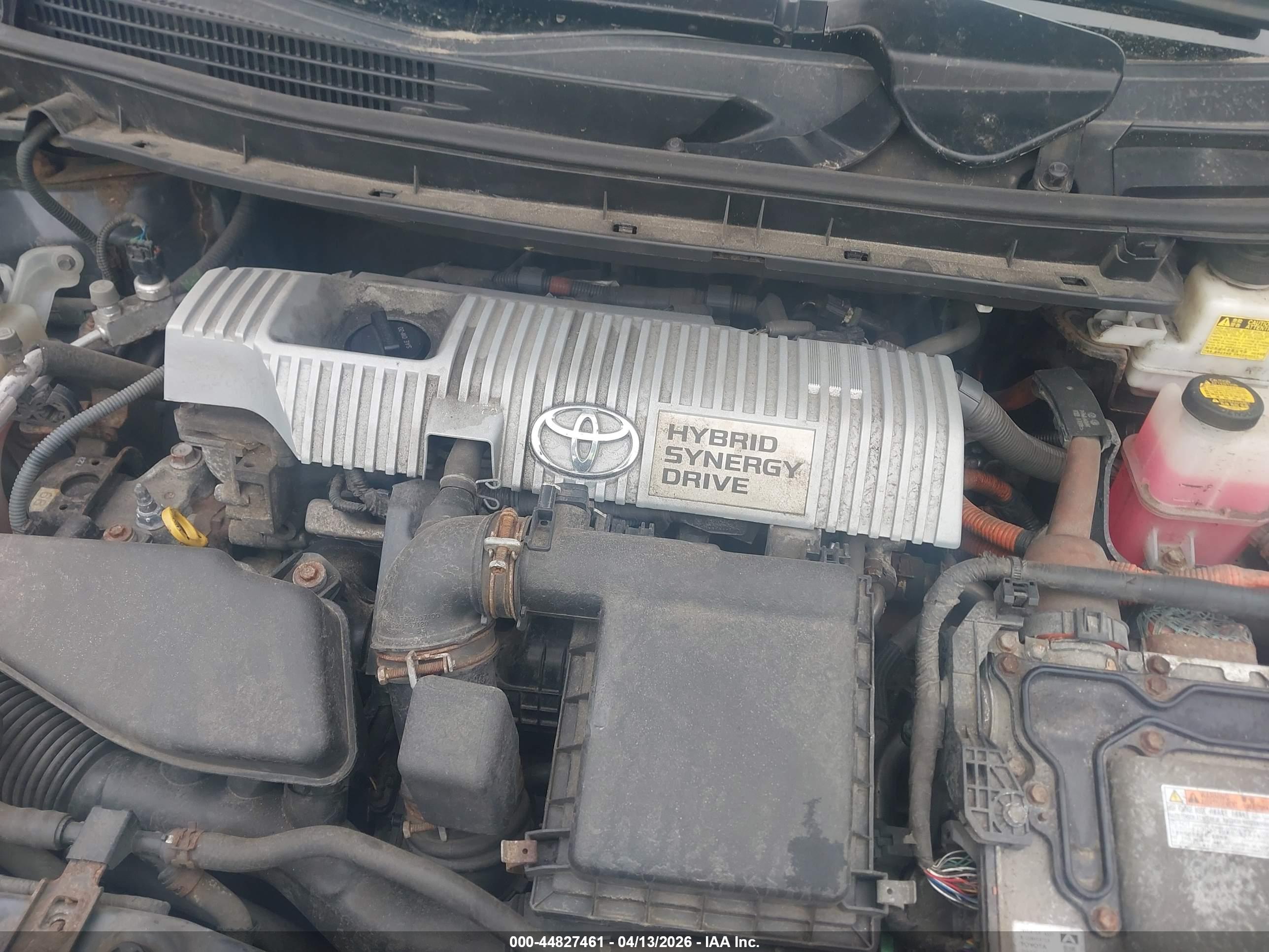 TOYOTA PRIUS image 10